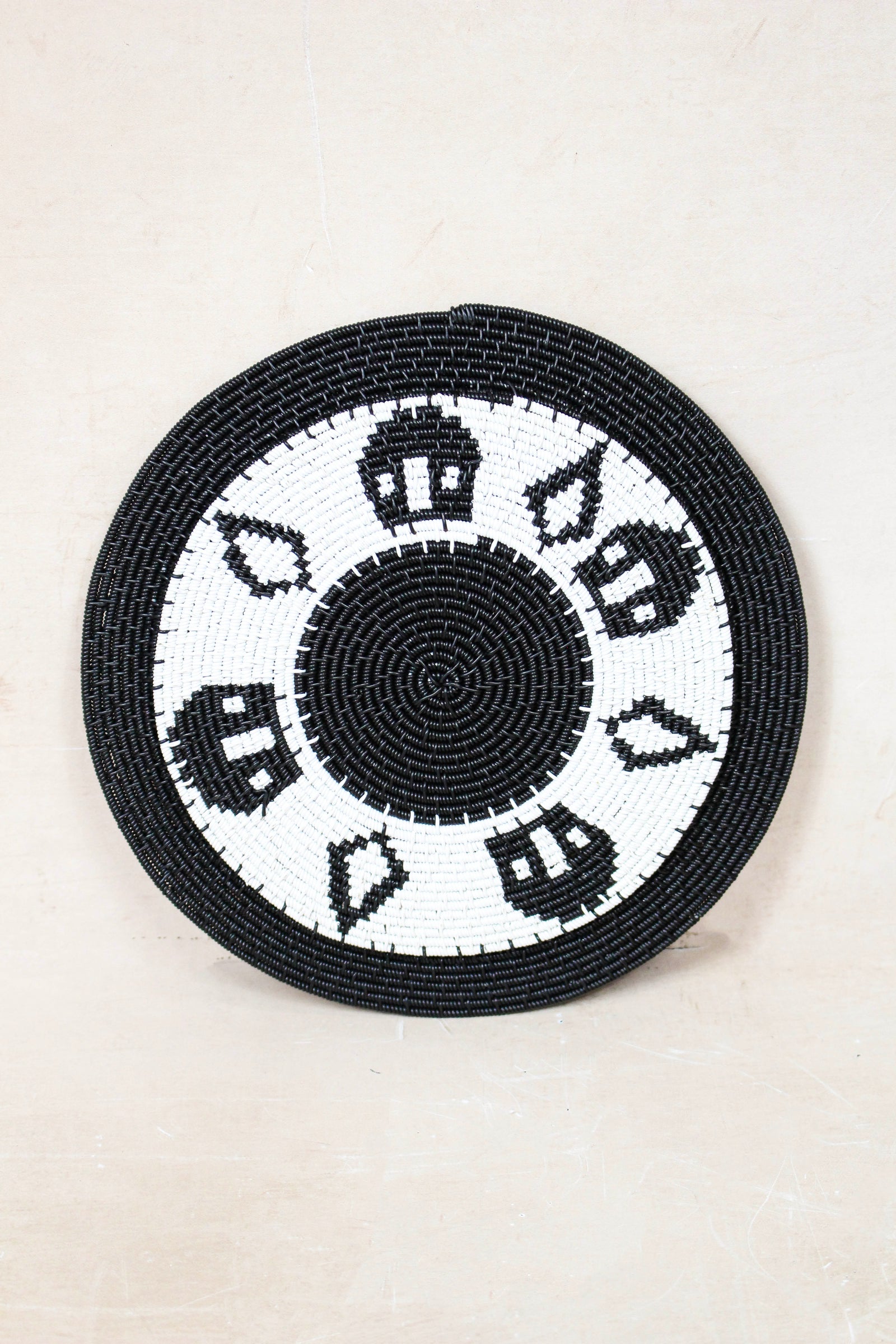 Zulu Telephone Wire Plate - 26.2