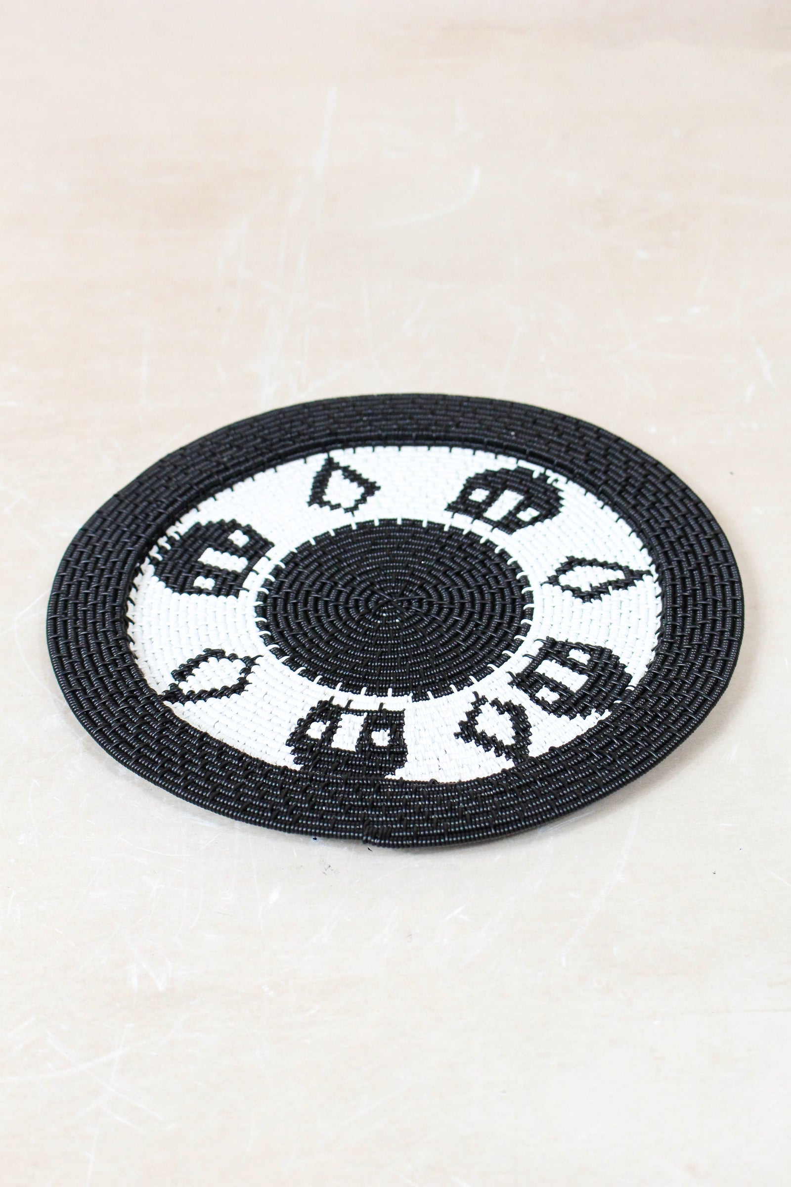 Zulu Telephone Wire Plate - 26.2