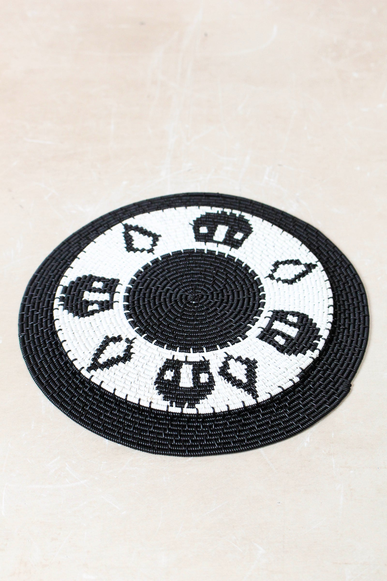 Zulu Telephone Wire Plate - 26.2