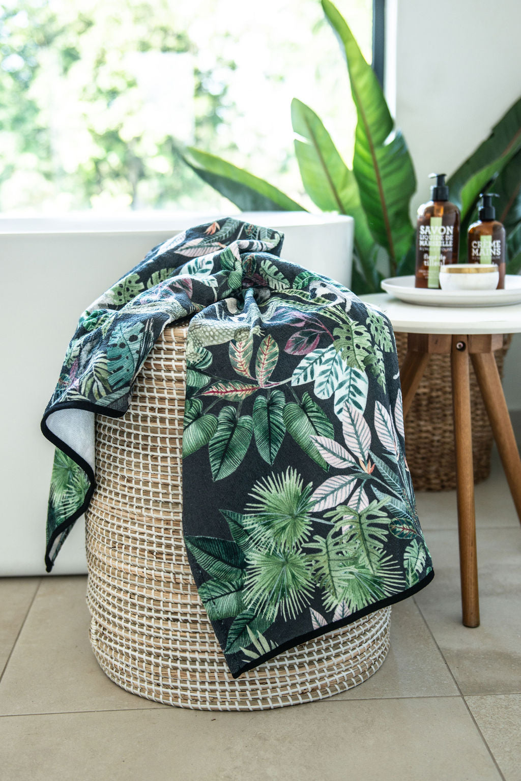 Jungle bathroom Towel
