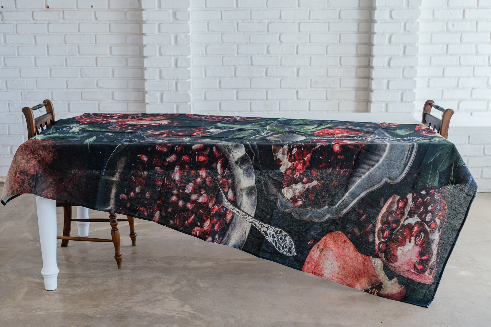 Tablecloth - Baking Tray with Pomegranate