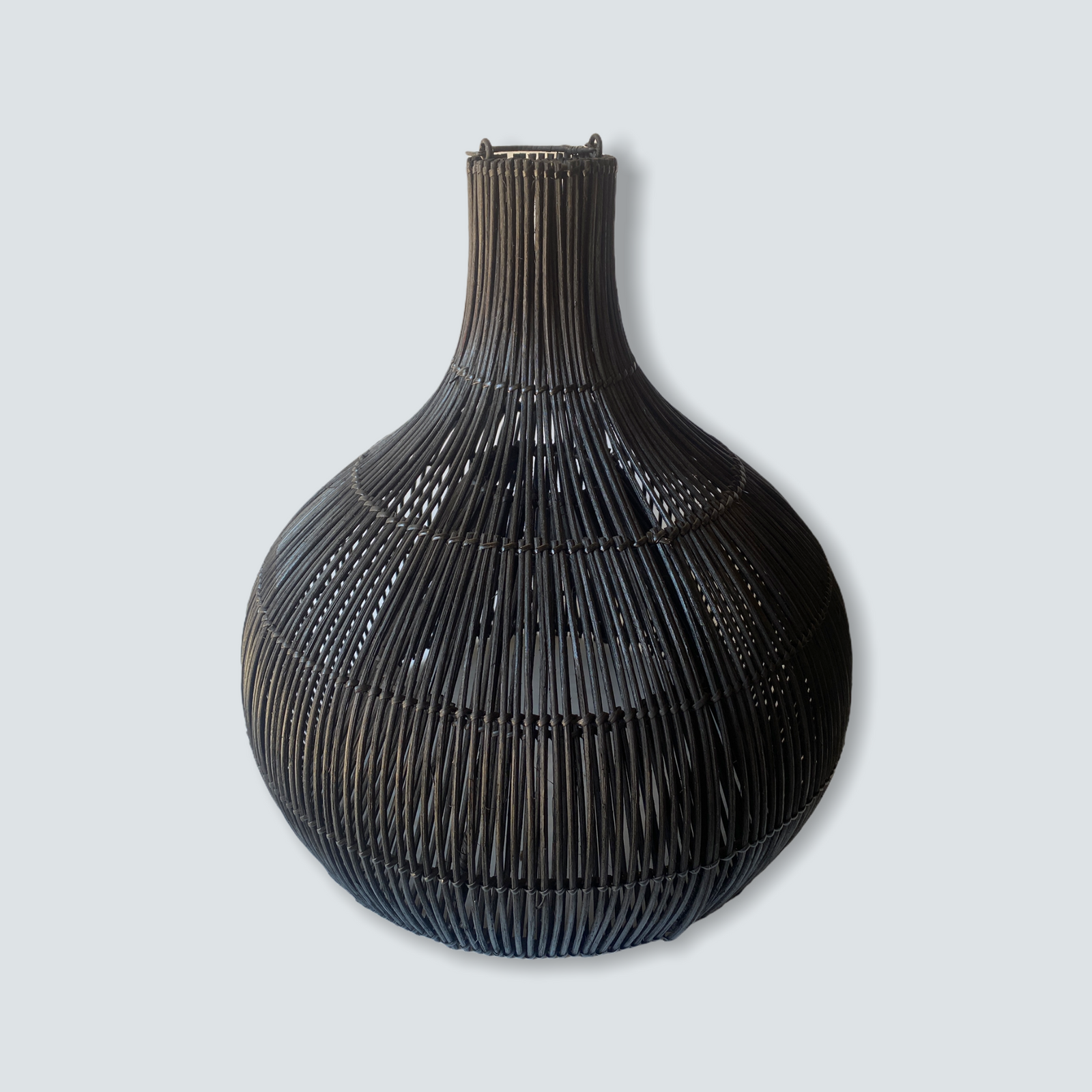 Rattan Dome pendant - black — close-up view