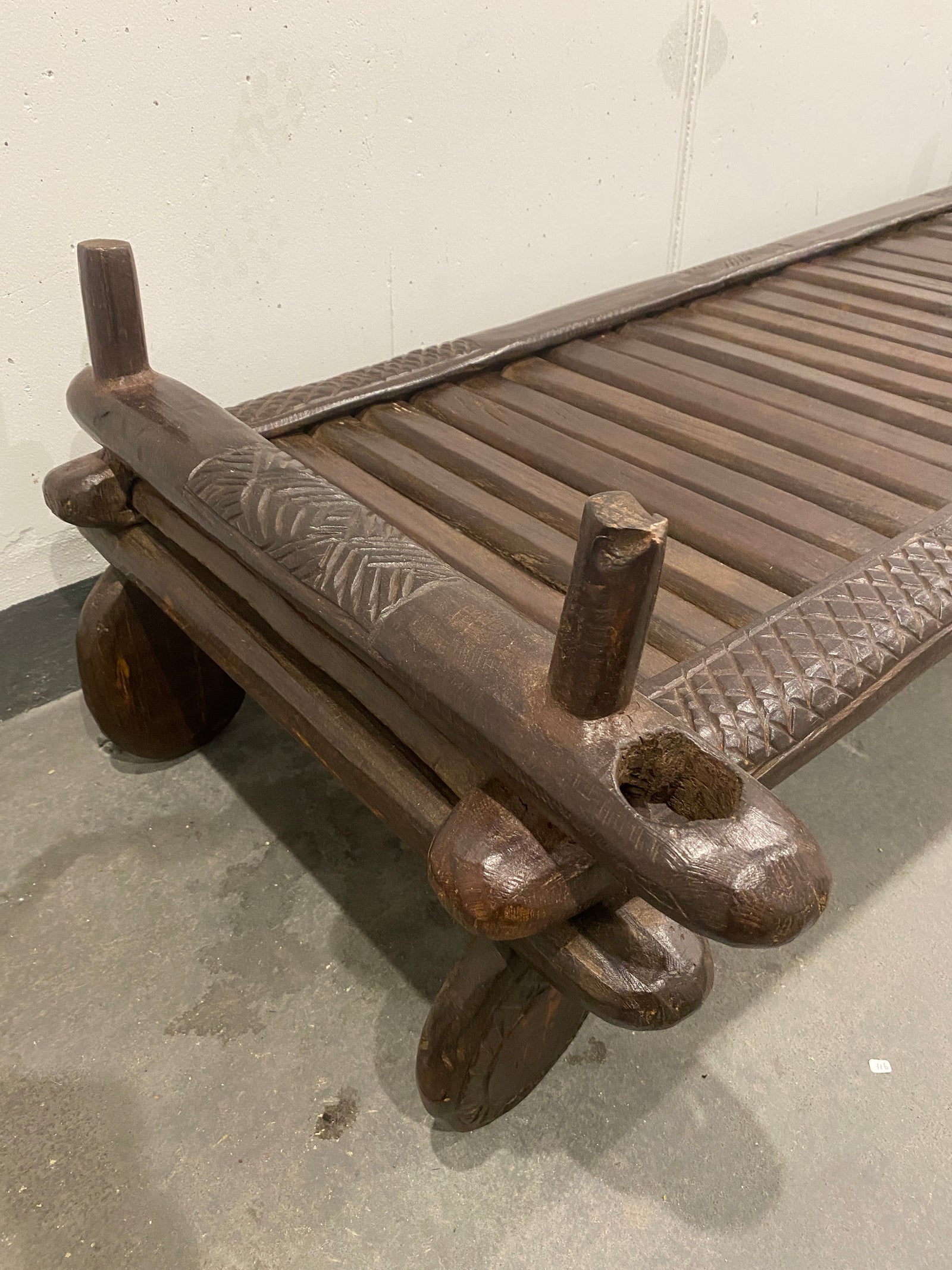 Pygmy bed - Congo/Cameroon (186.2)