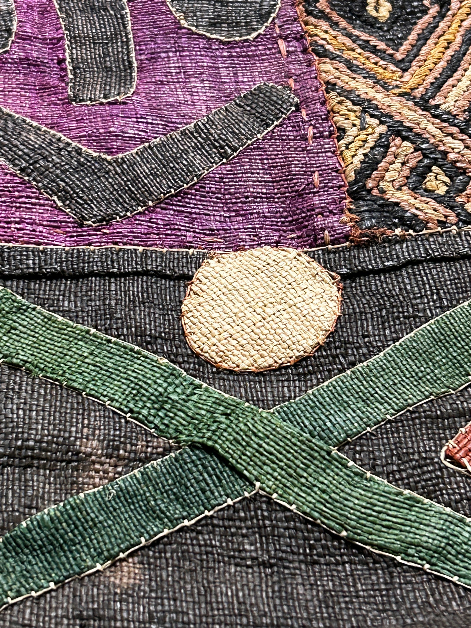 Kuba cloth from the Democratic Republic of Congo (89A), handwoven raffia textile wall art (view 5)