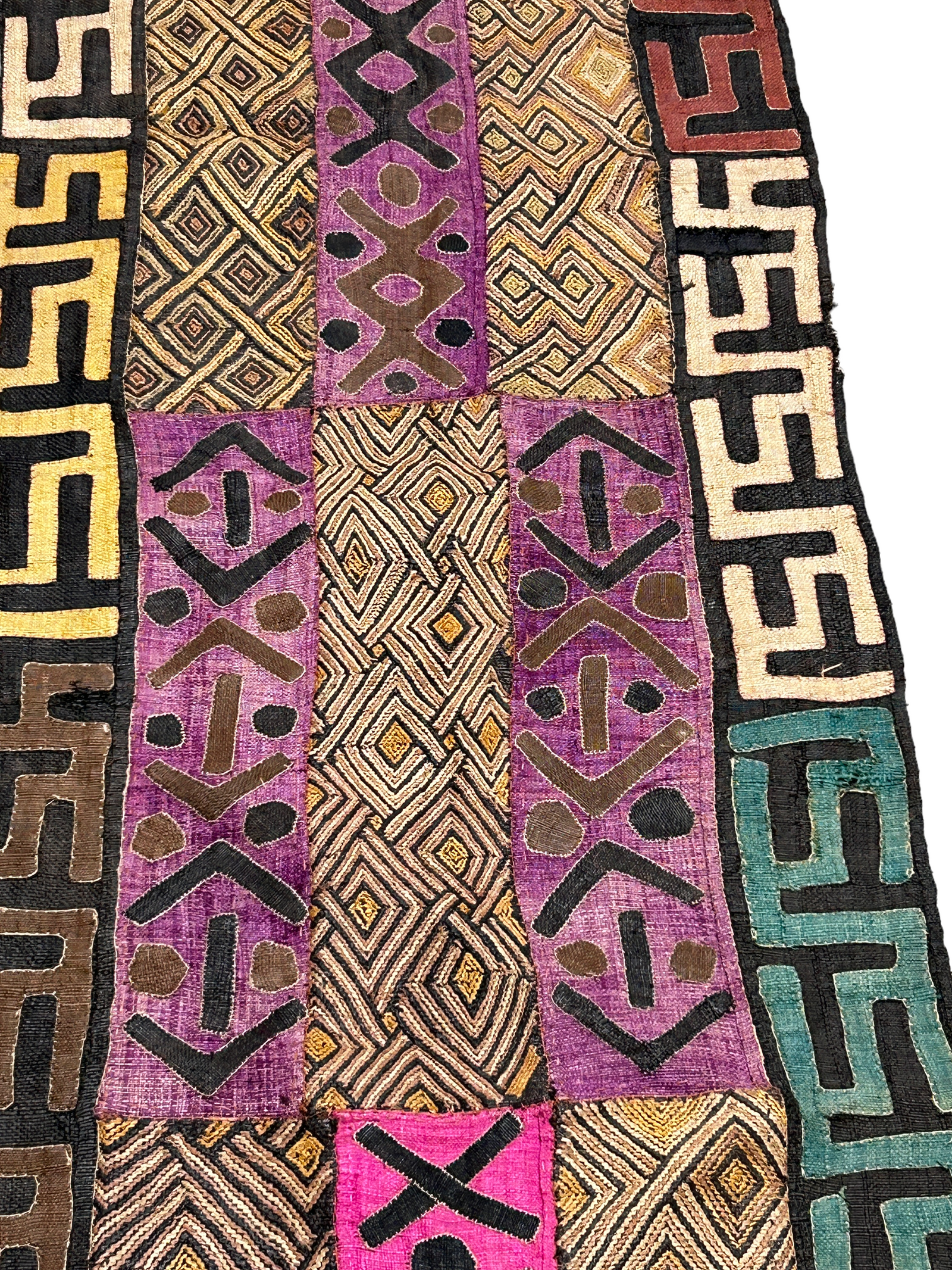 Kuba cloth from the Democratic Republic of Congo (89A), handwoven raffia textile wall art (view 3)