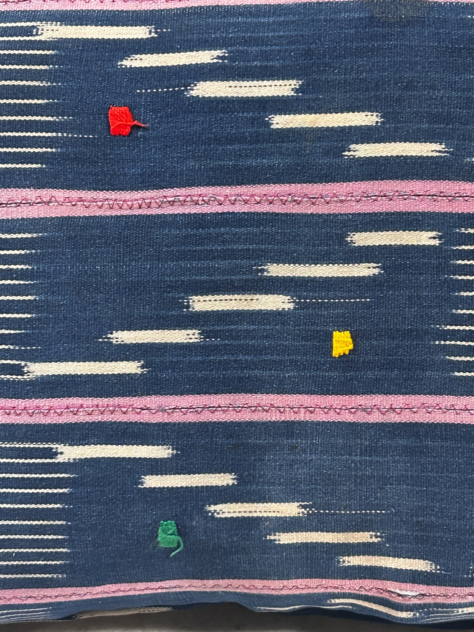 Baule cloth cushion — another view
