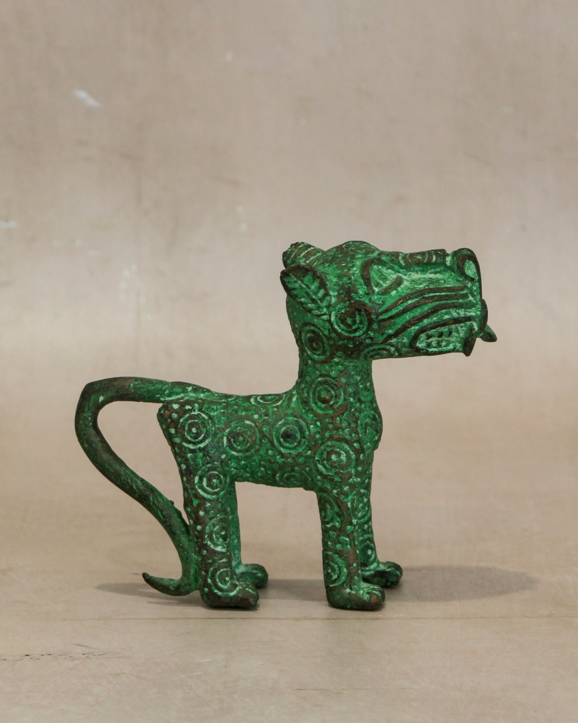 Benin Leopard sculpture - Bronze 1.1