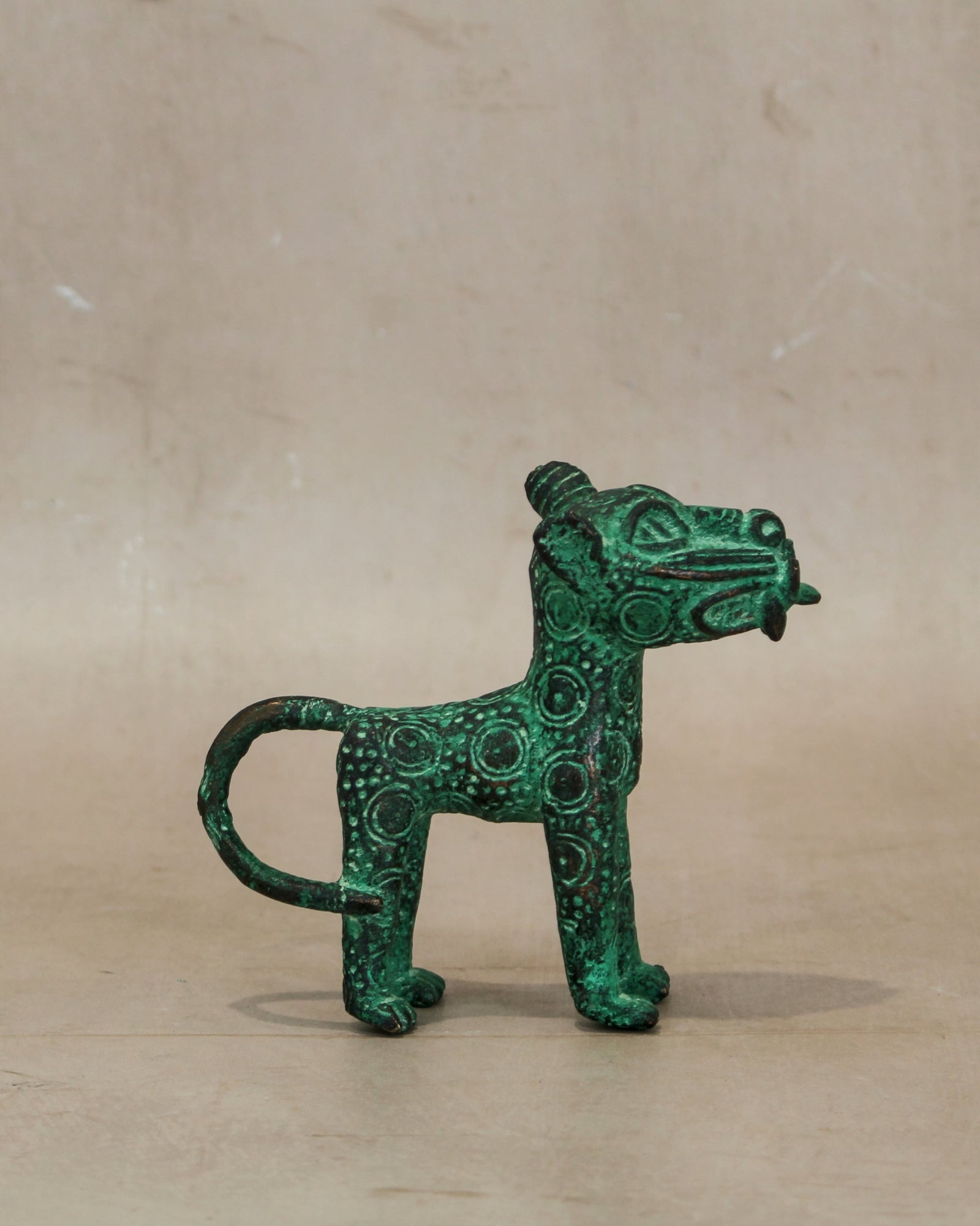 Benin Leopard sculpture - Bronze 1.3