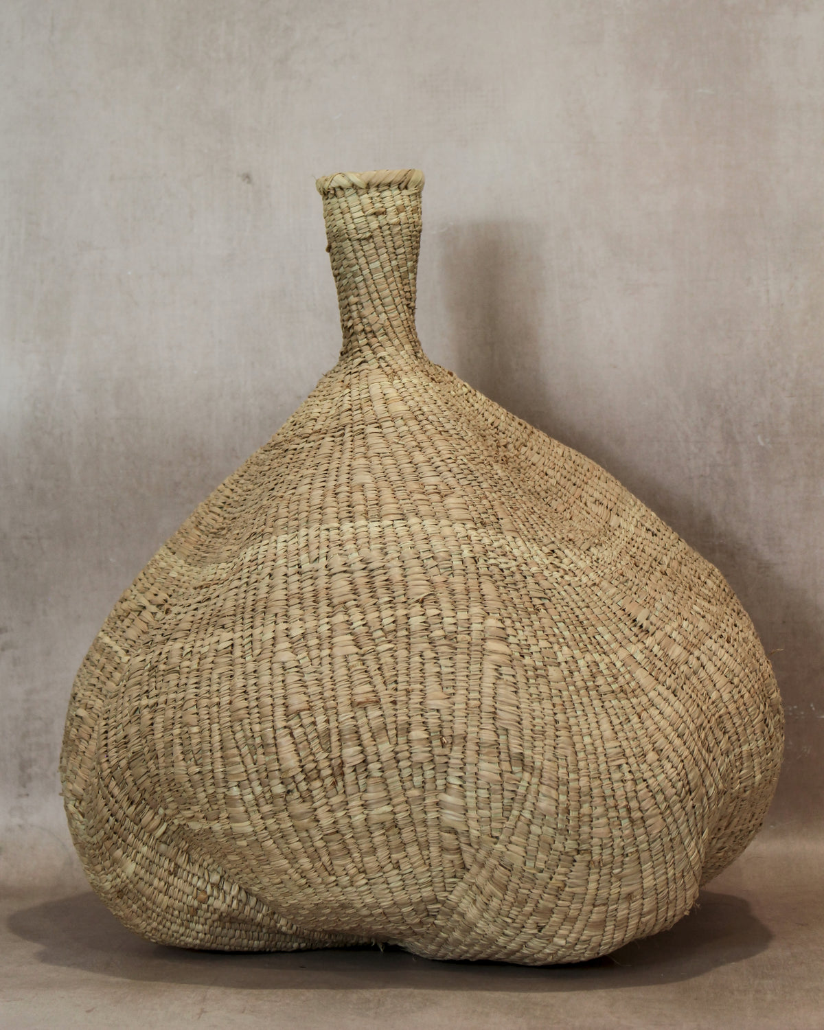 Garlic Gourd woven basket - Zimbabwe - 126.2