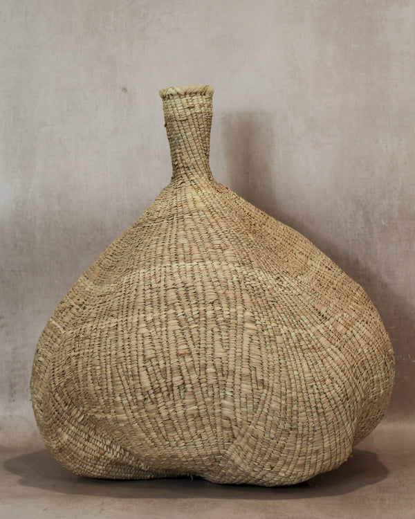 Handwoven Garlic Gourd (also called Onion) basket from Zimbabwe, made from Ilala palm