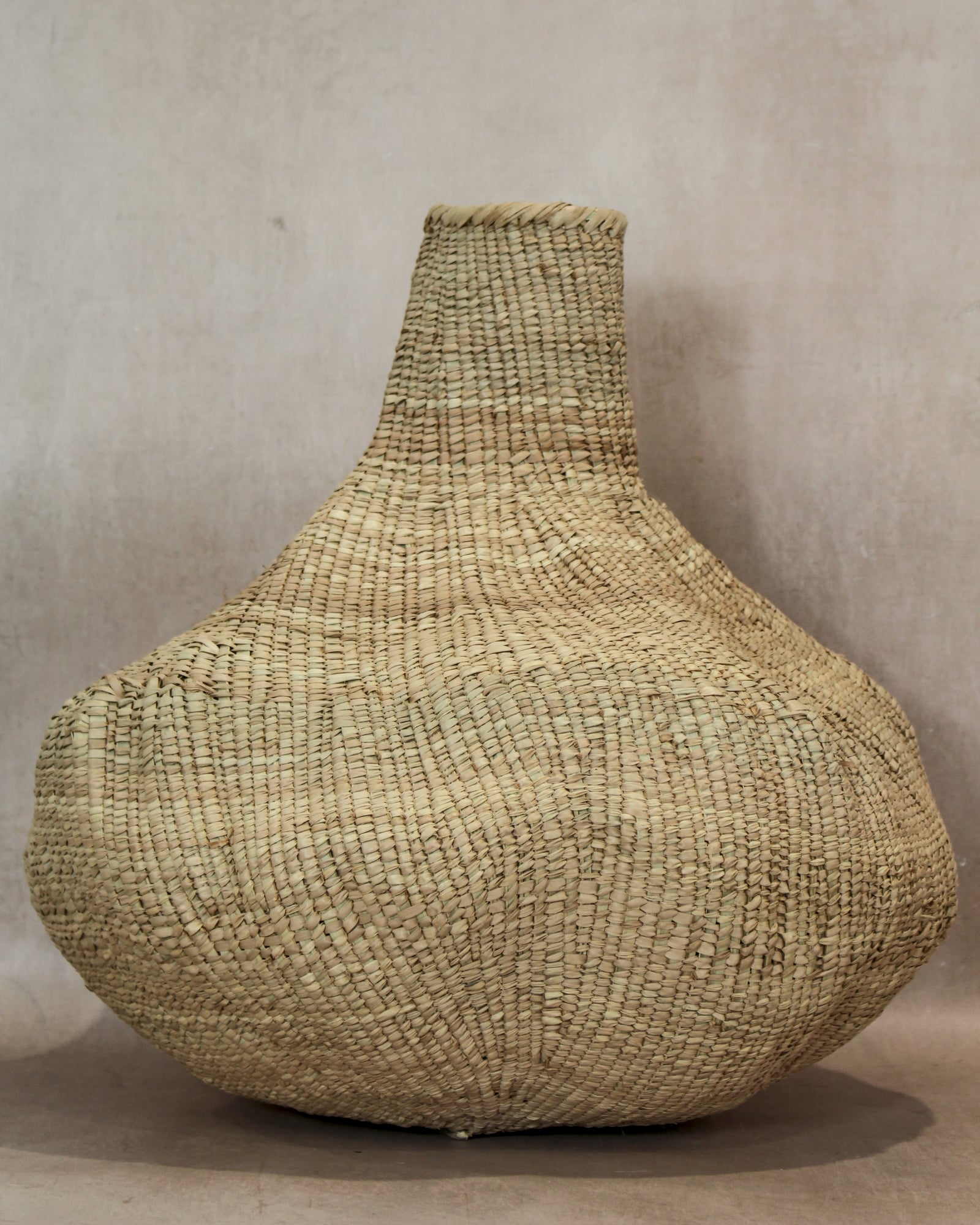 Garlic Gourd woven basket - Zimbabwe - 126.3