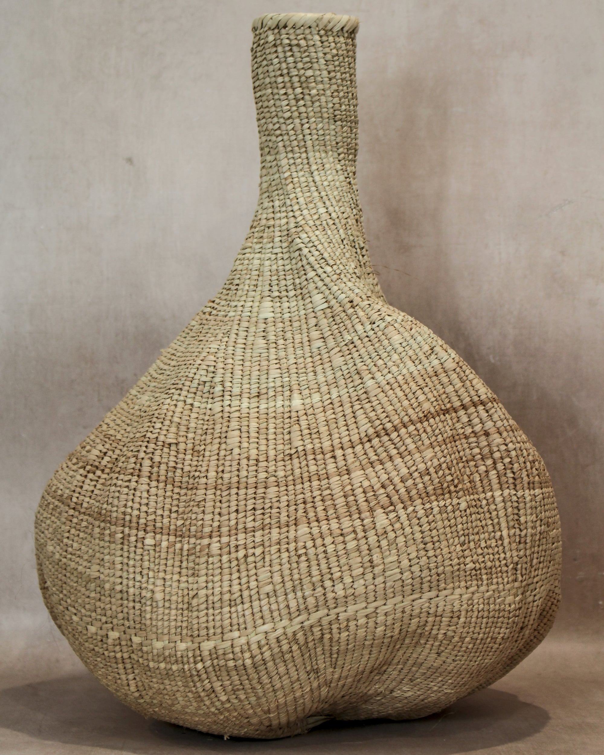 Garlic Gourd woven basket - Zimbabwe - 126.4