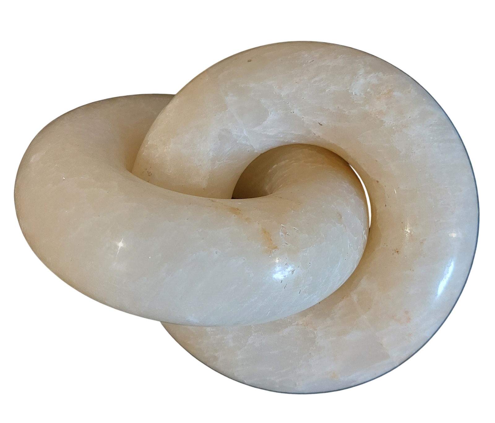 Solid onyx decorative chain-link ornament with natural veining