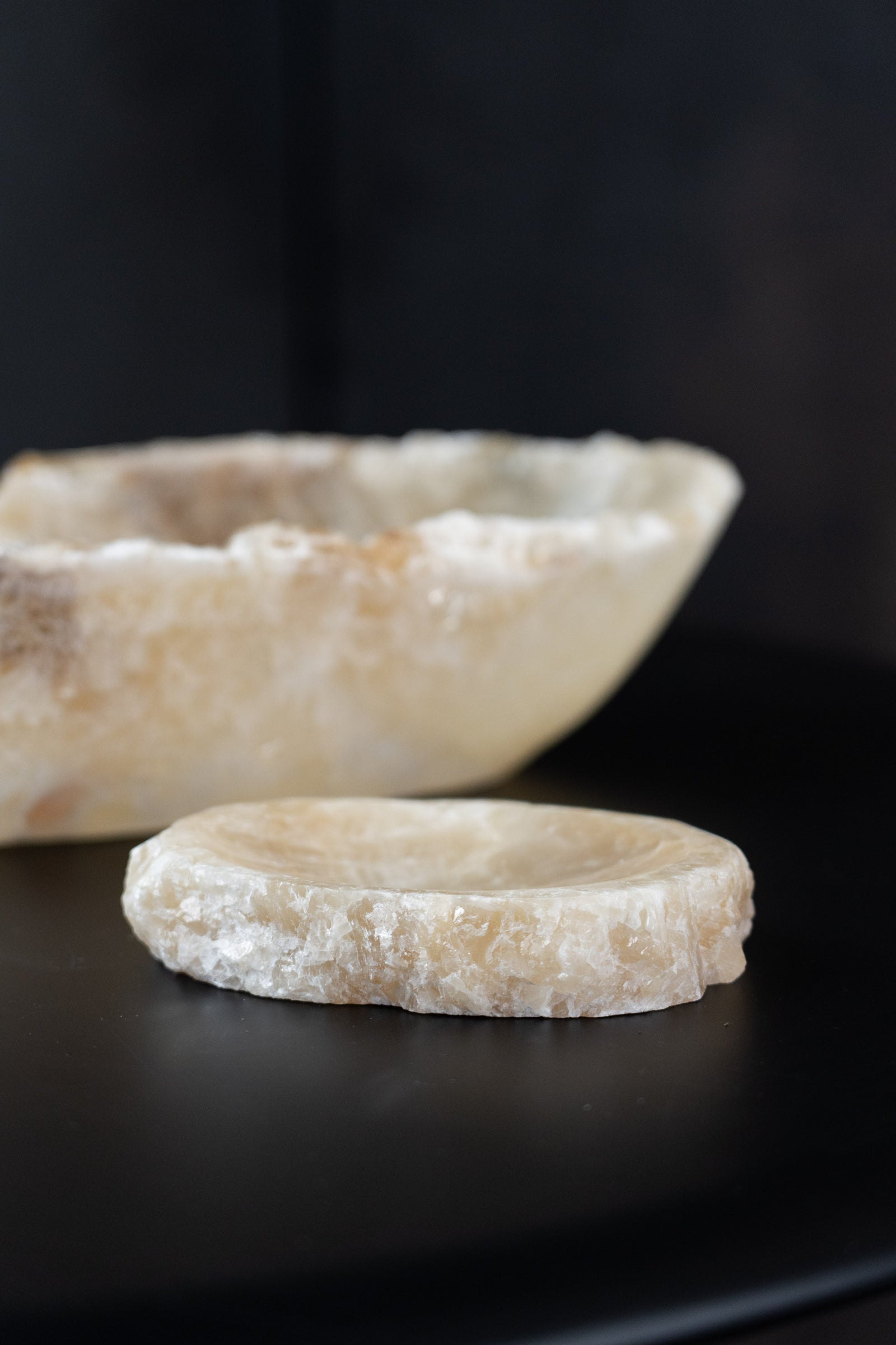 Natural Cut Onyx Jewelery\Soap Dish