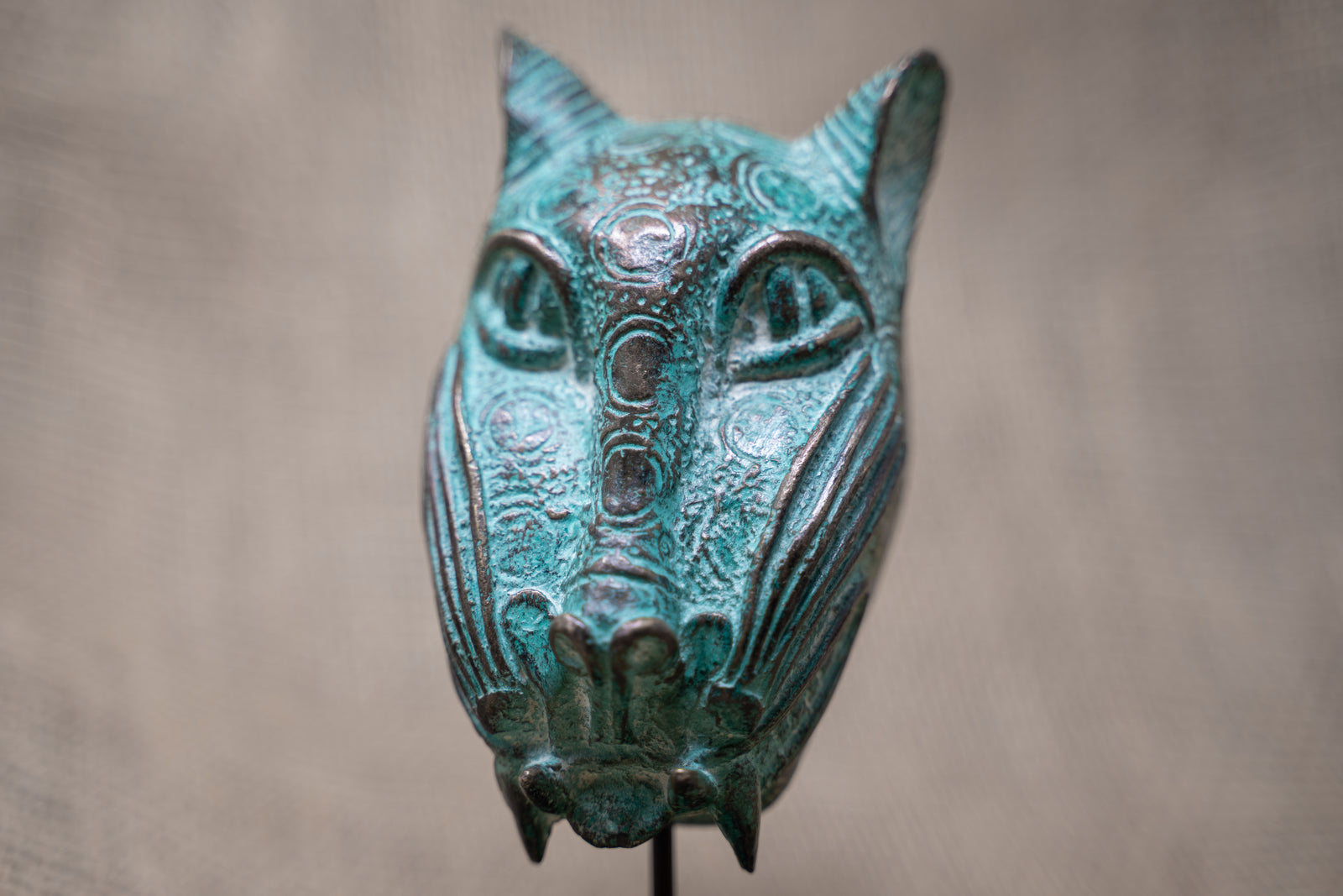 Benin Leopard sculpture - Bronze 26.4