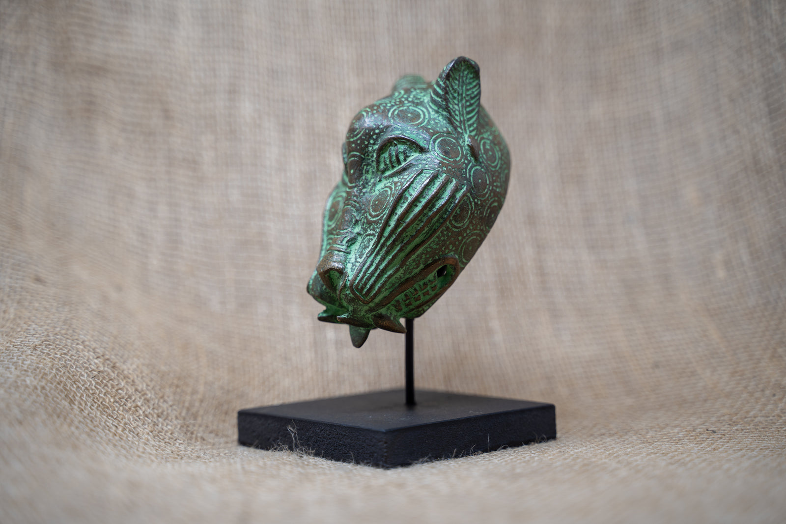 Benin Leopard sculpture - Bronze 26.12