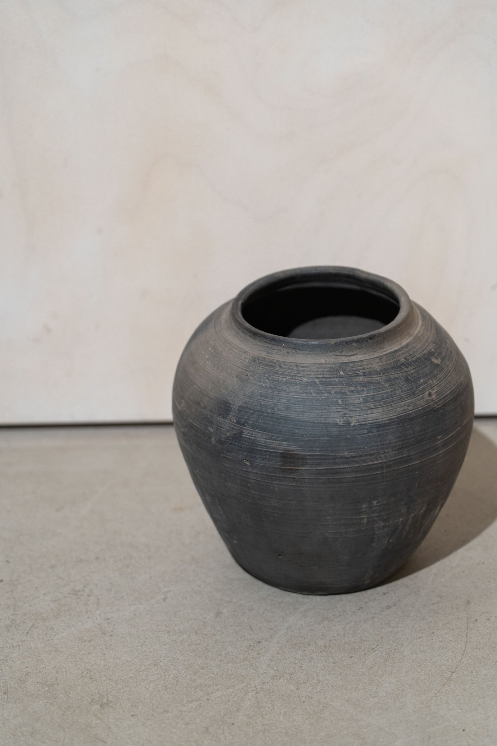 Old Dark Grey Pots