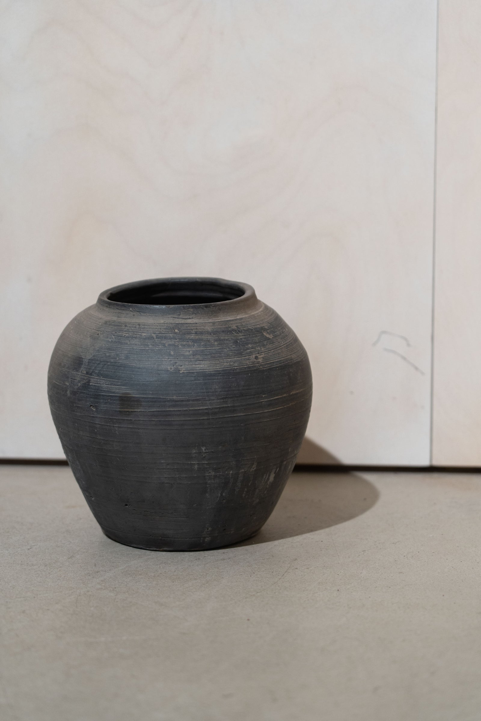 Old Dark Grey Pots
