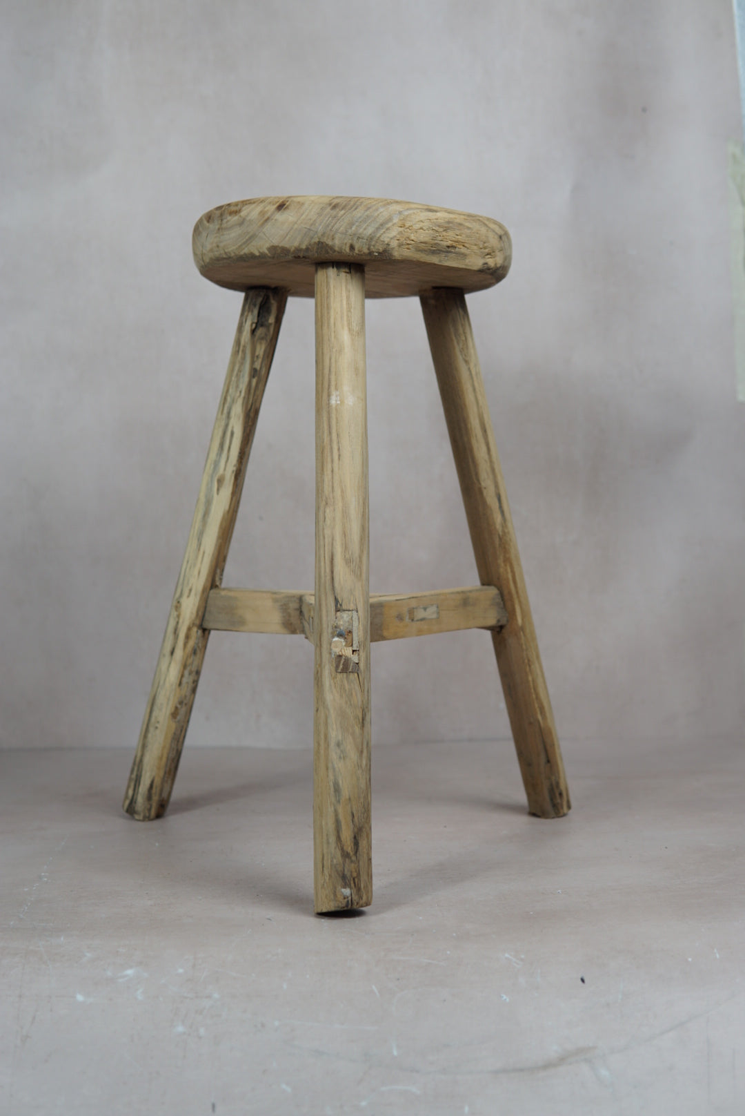 Vintage Rustic Round Stool - Elm wood - 48.3