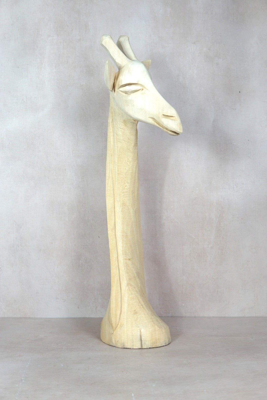 Swazi Giraffe-head sculptures - wood - 80.1