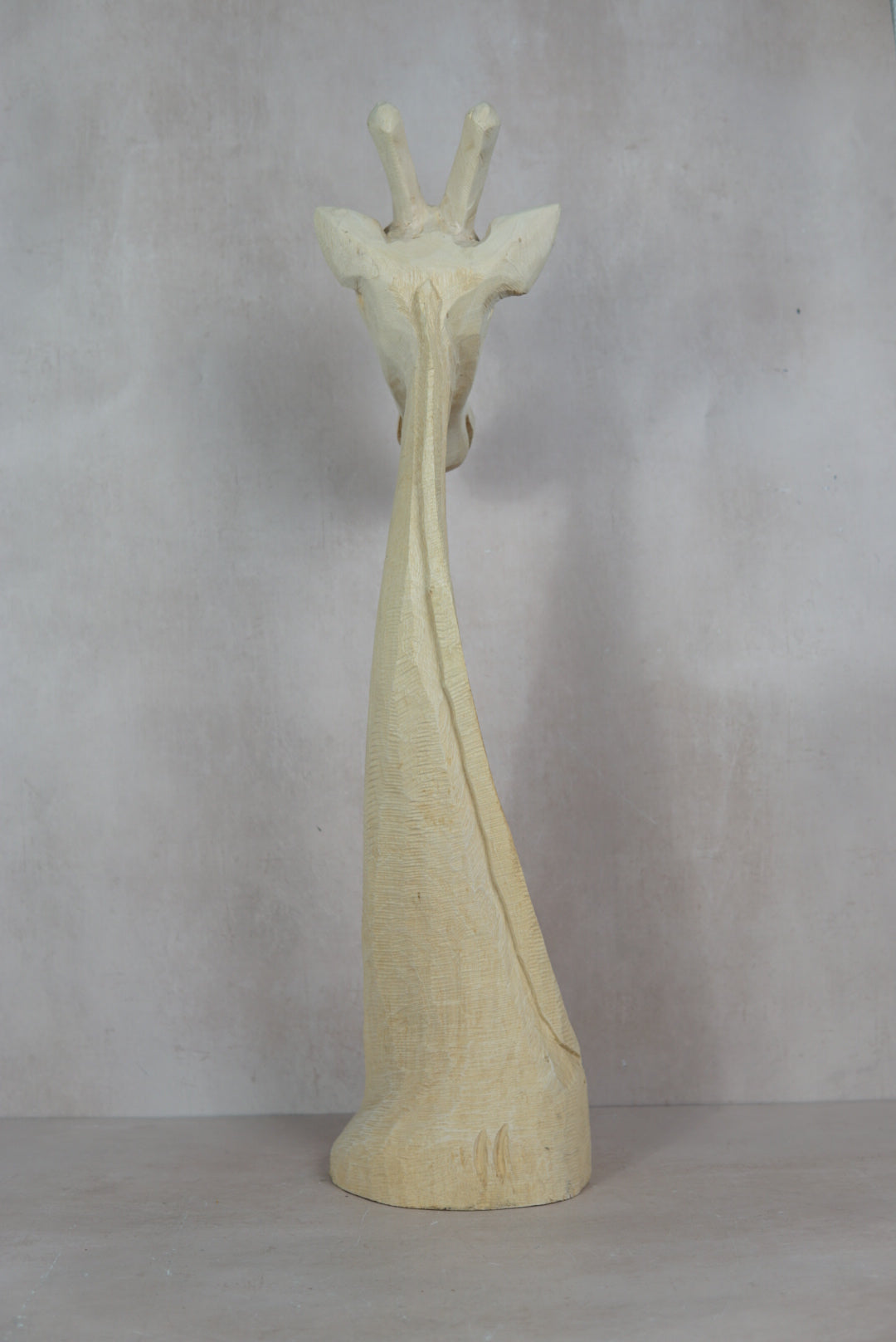 Swazi Giraffe-head sculptures - wood - 80.3