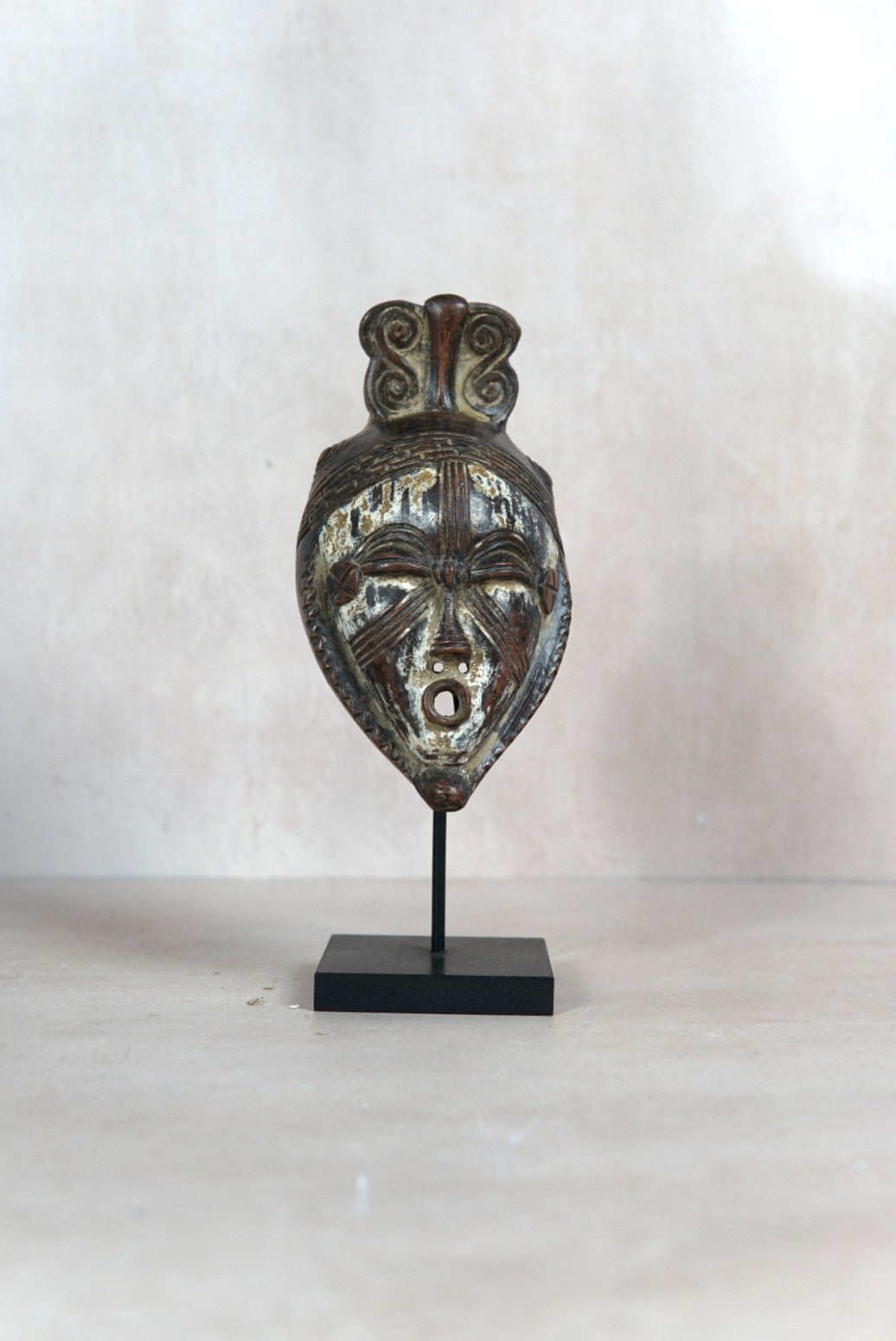 African Raffia Terracotta Mask - 103.2