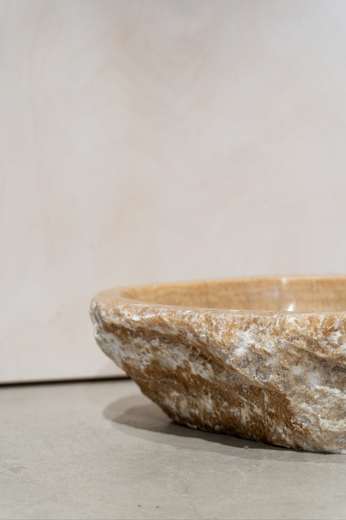 Natural Edge Onyx Wash Basin \ Sink
