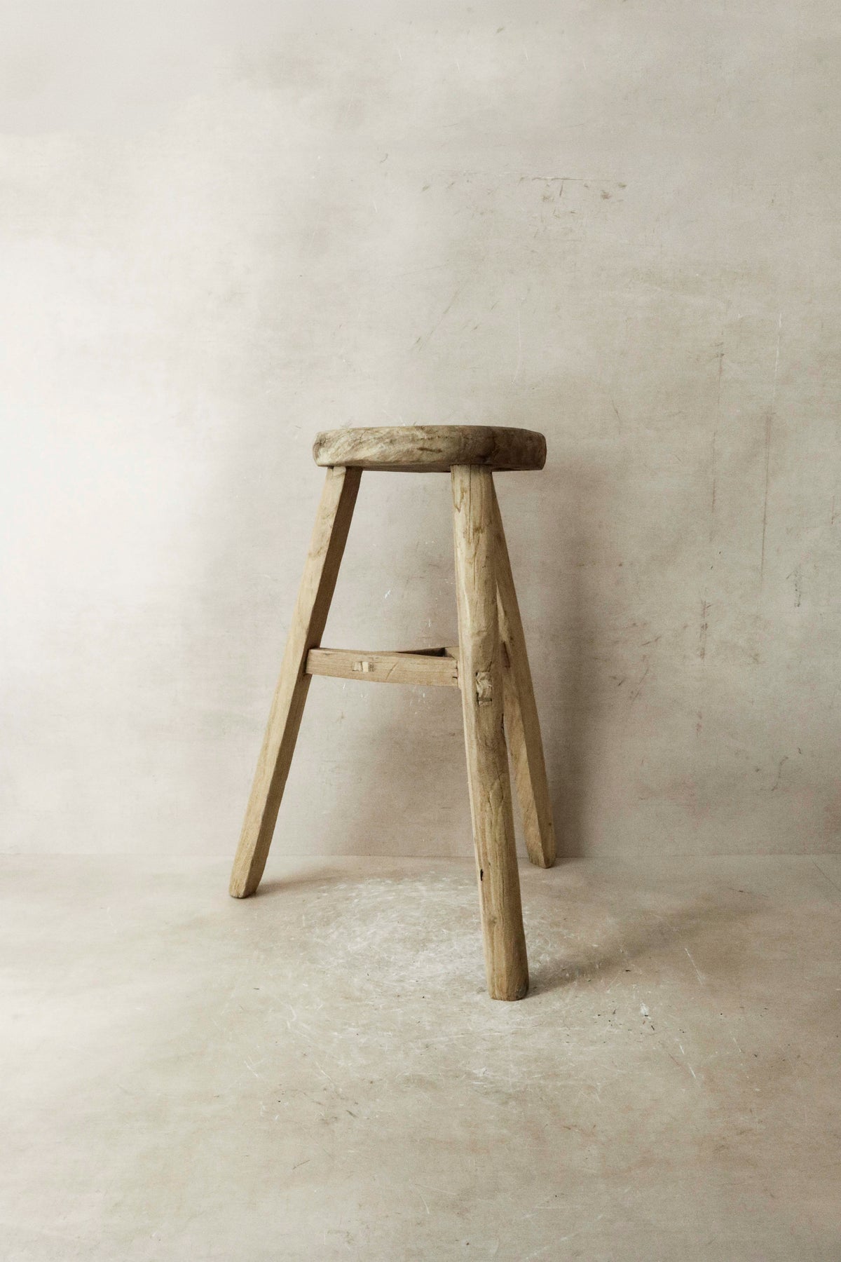 Vintage Rustic Elm Wood Stool - Round - No 26