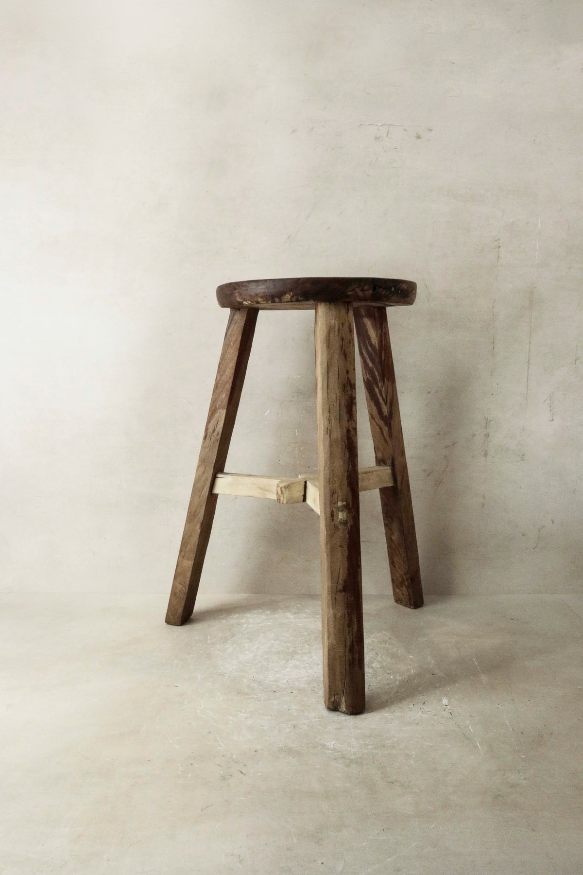 Vintage Rustic Elm Wood Stool - Round - No 28