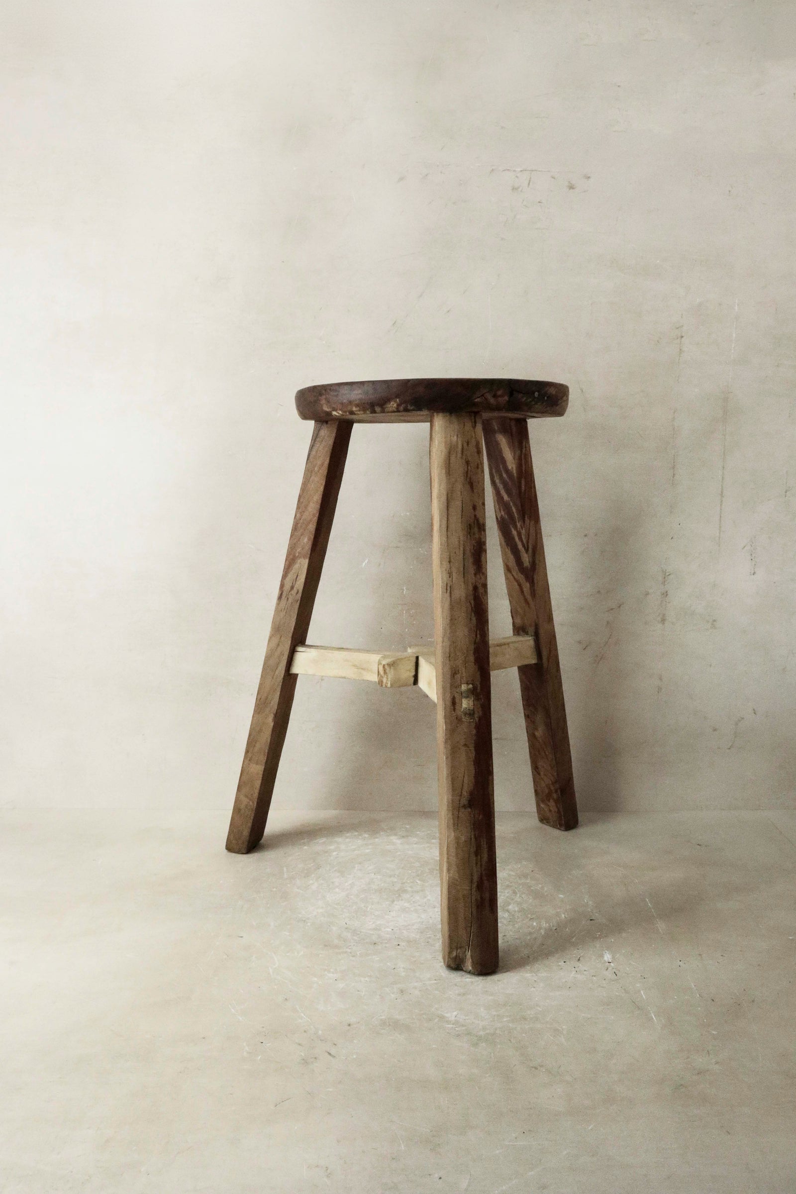 Vintage Rustic Elm Wood Stool - Round - No 28