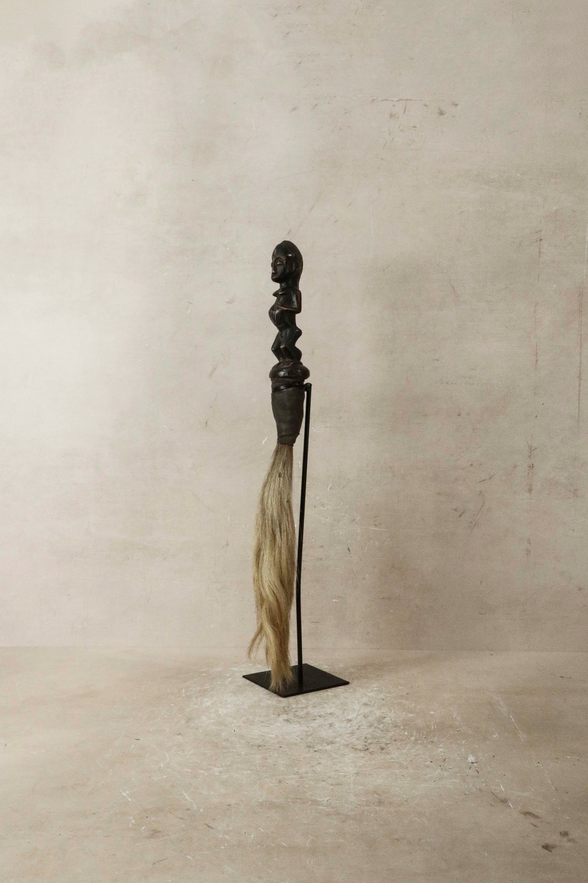 Fly whisk - African - 33.1