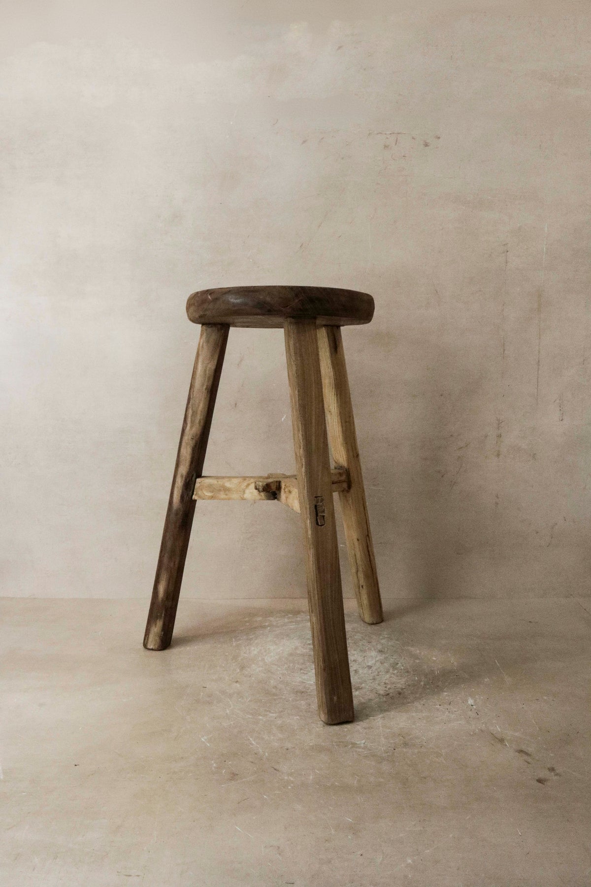 Vintage Rustic Elm Wood Stool - Round - No 39