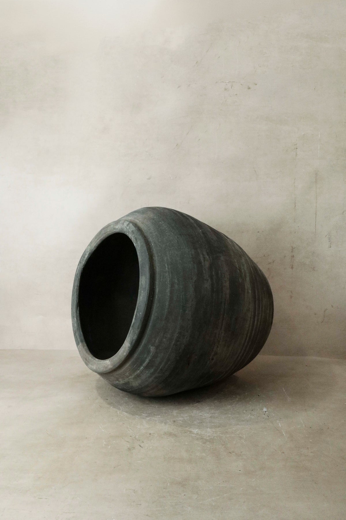 Vintage Dark Pot n° 027