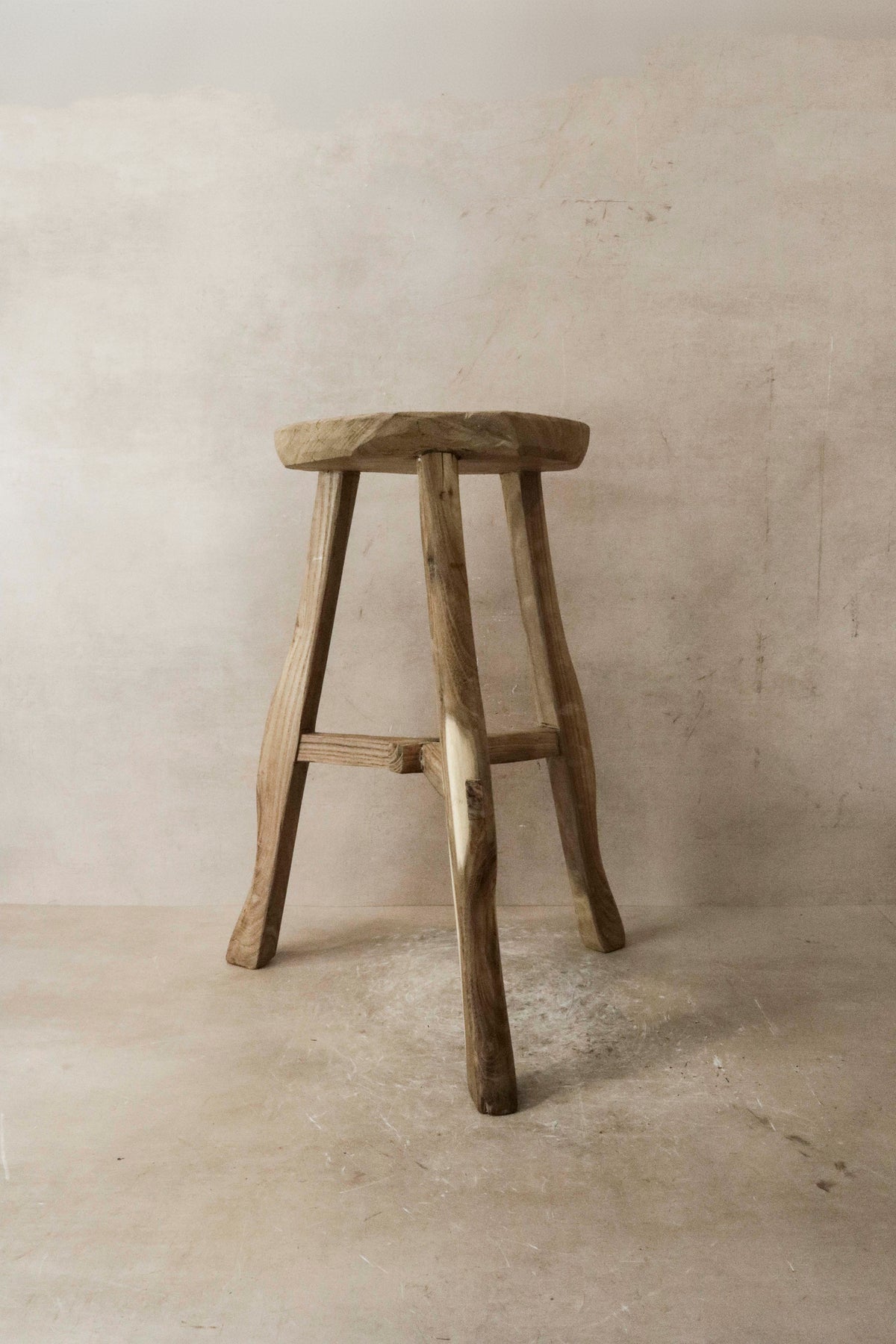 Vintage Rustic Elm Wood Stool - Round - No 40