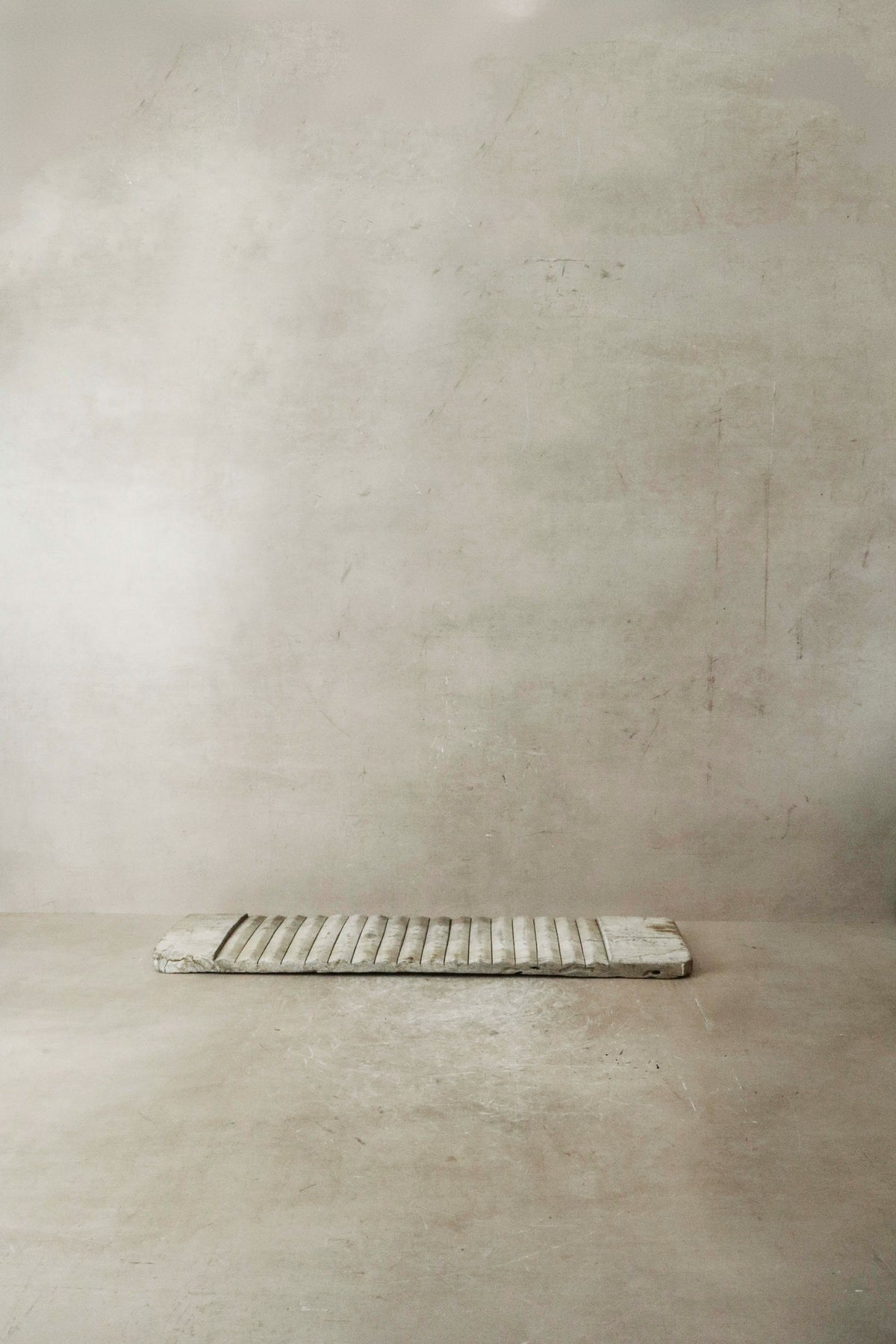 Vintage Elm Wooden Washboard - 1