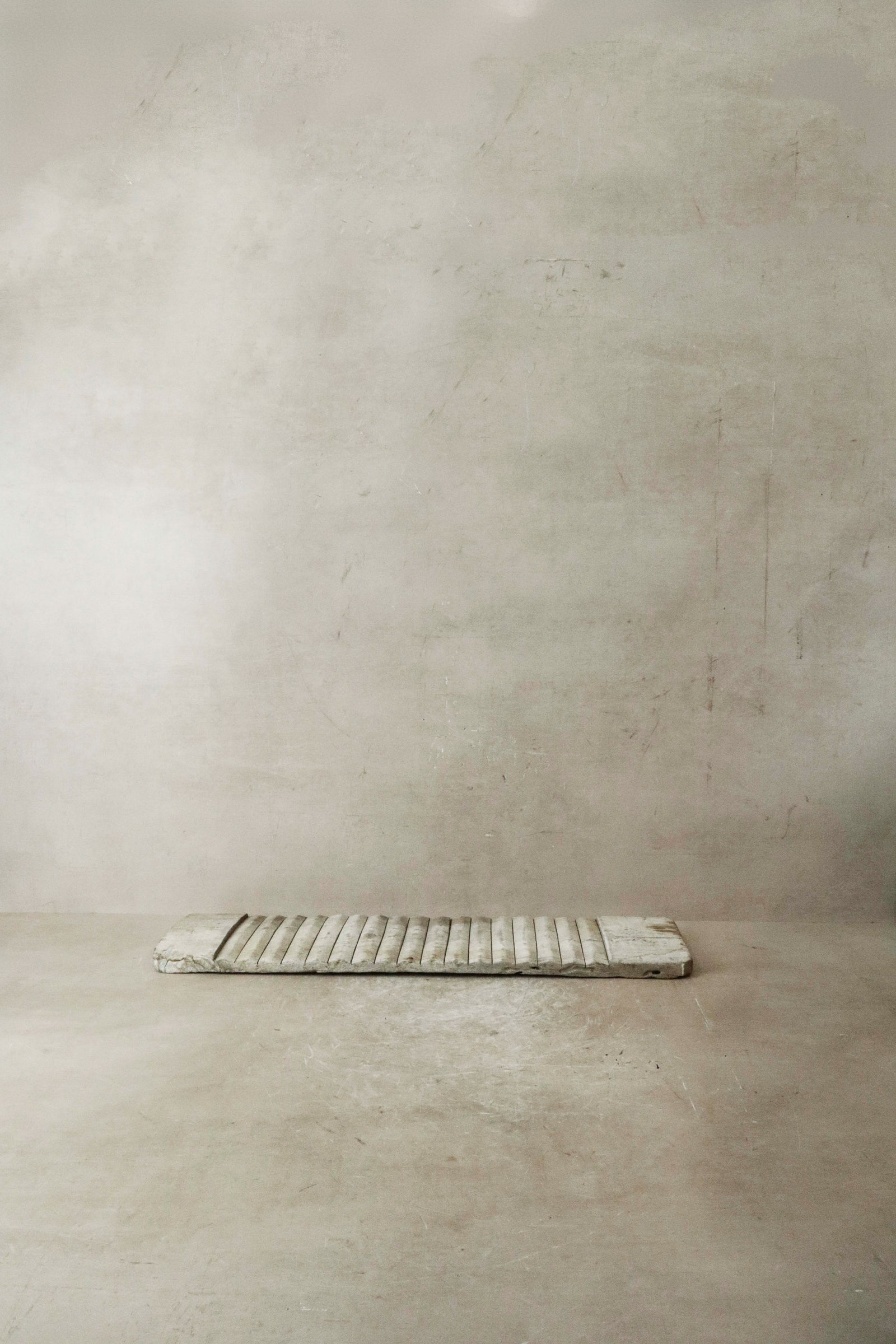 Vintage Elm Wooden Washboard - 1