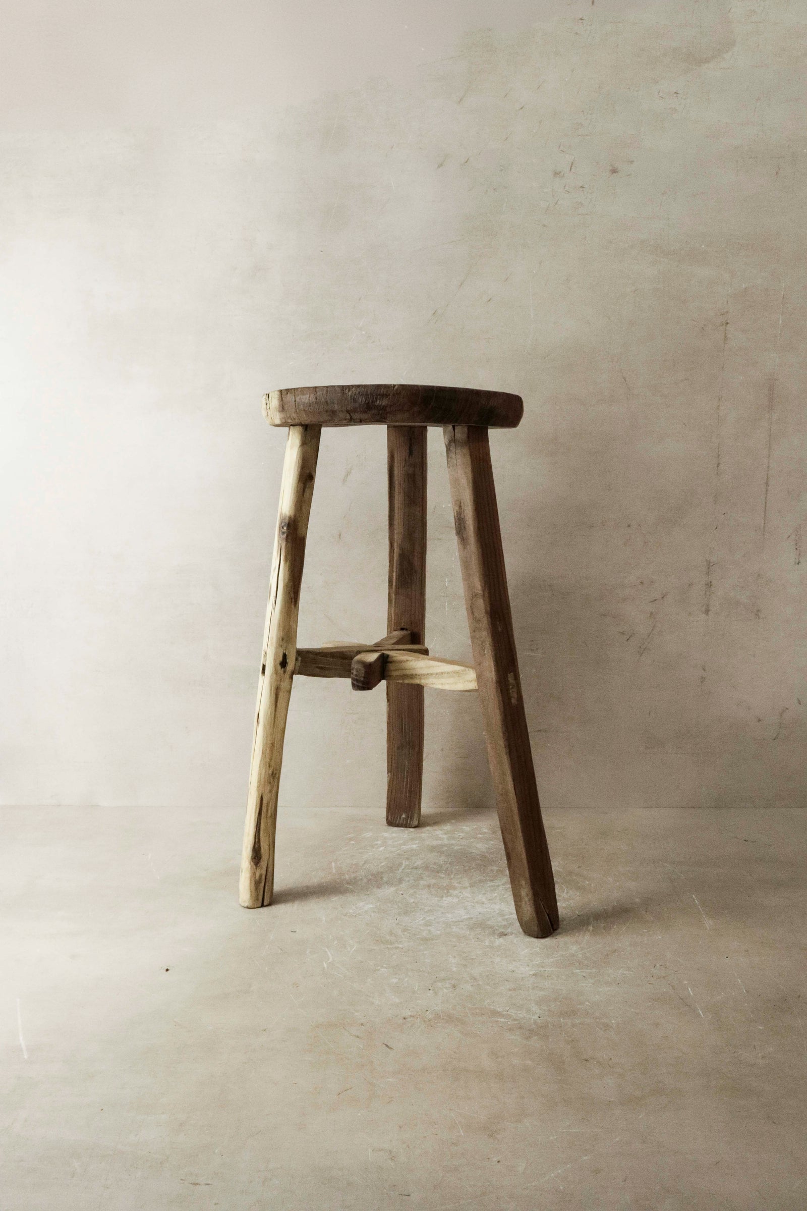 Vintage Rustic Elm Wood Stool - Round - No 23