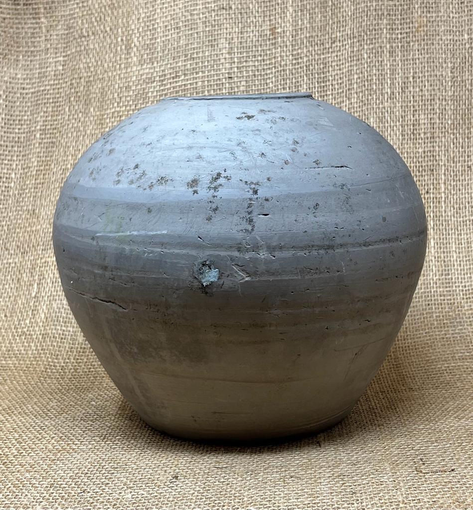 Vintage Grey Earthenware Pot KX3112C