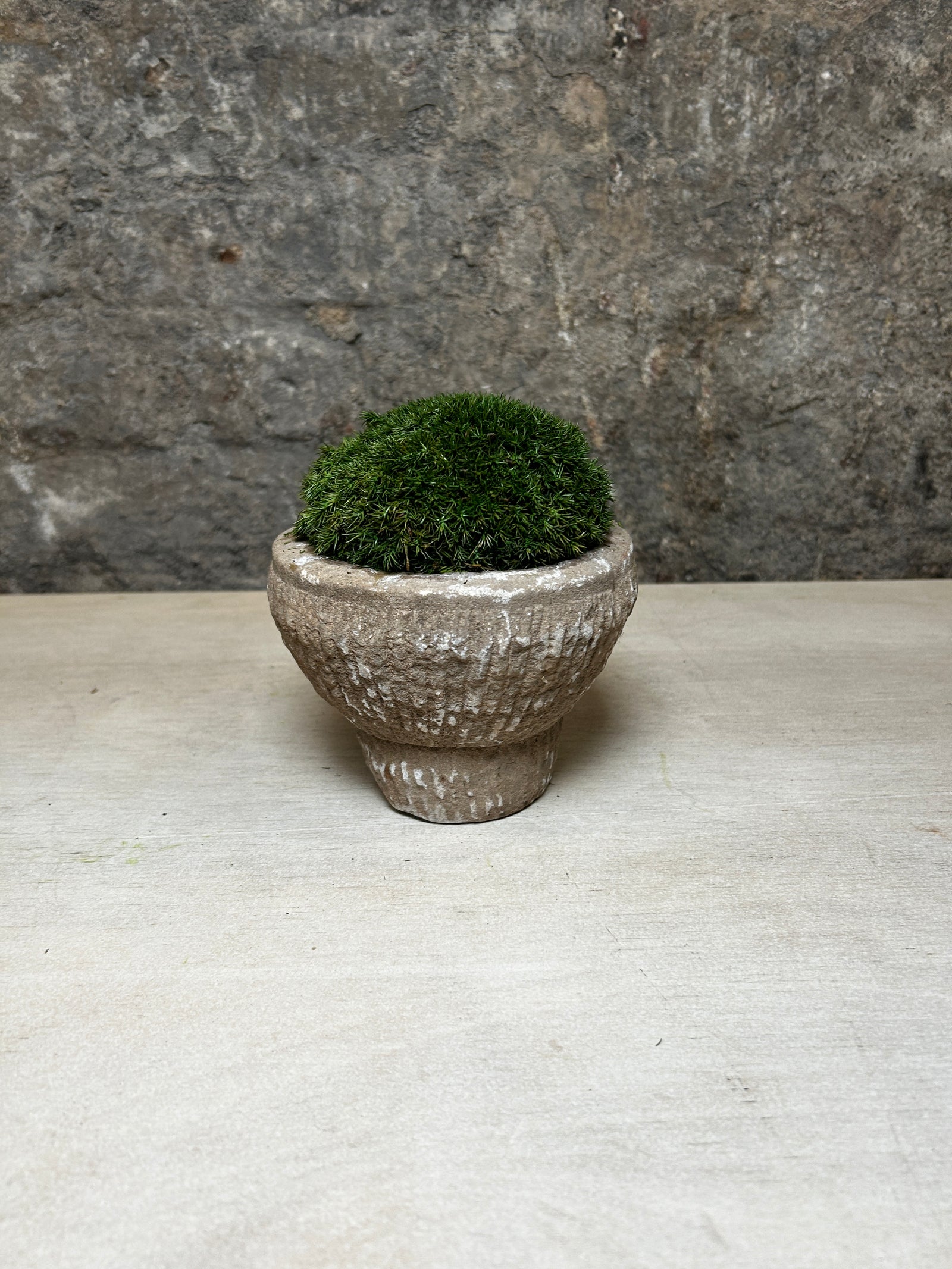 Antique Stone Mortar with Moss FR48