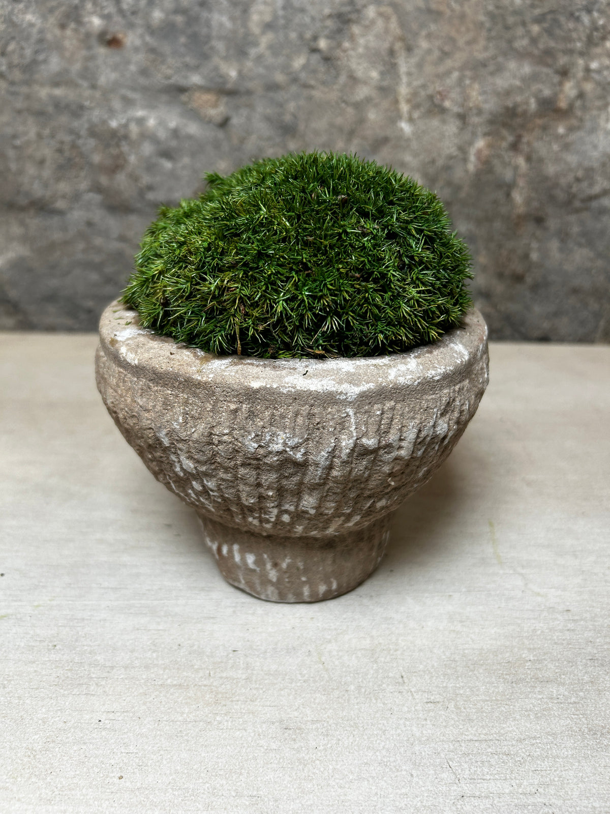 Antique Stone Mortar with Moss FR48
