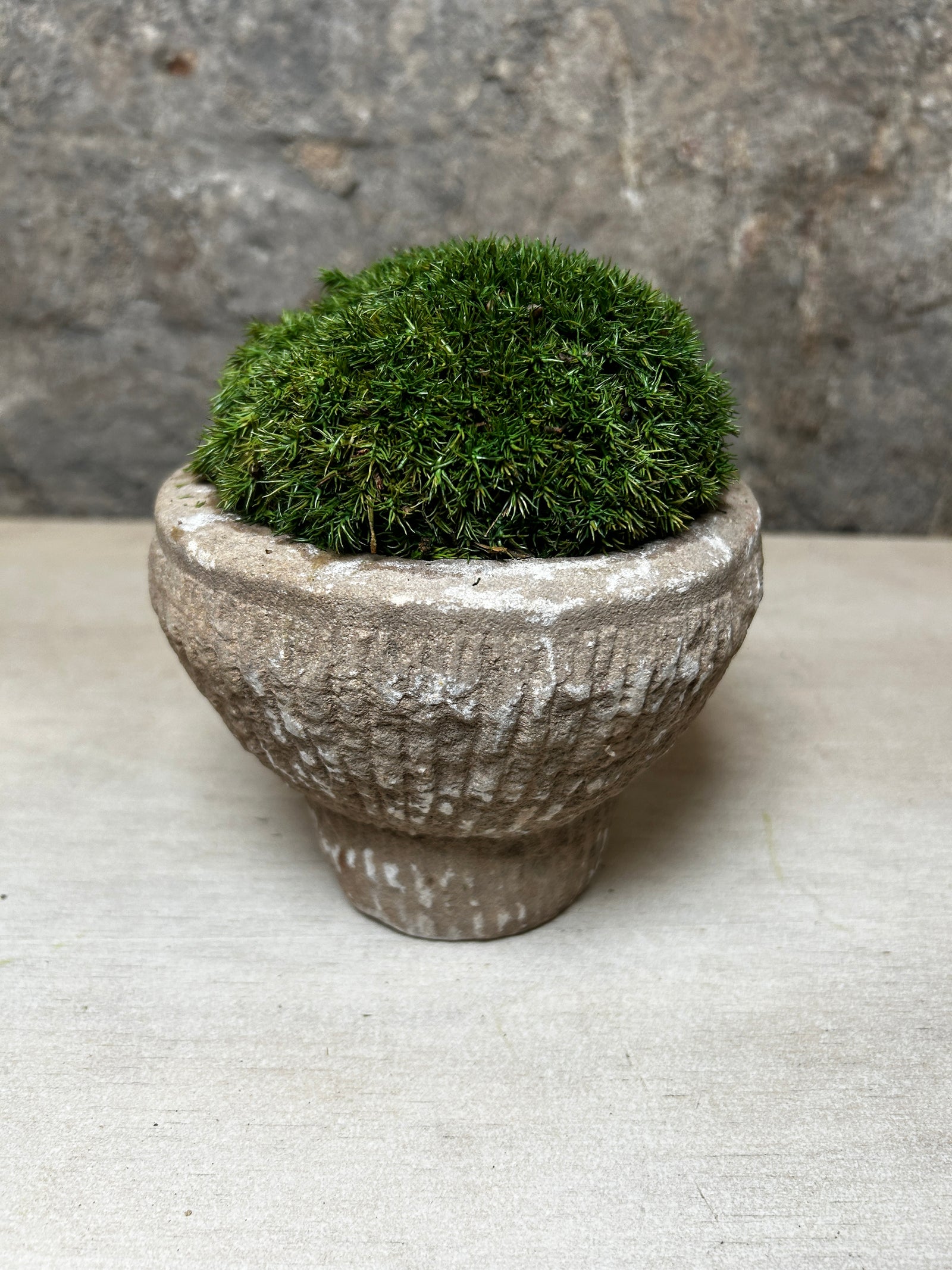 Antique Stone Mortar with Moss FR48