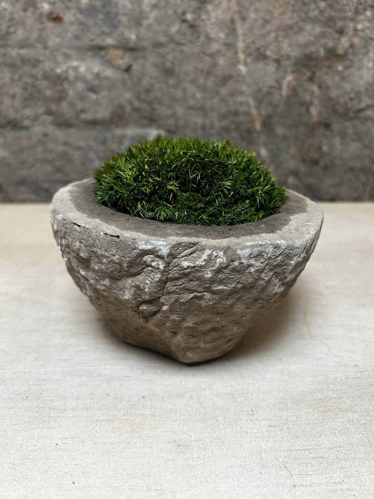 Antique Stone Mortar with Moss FR50