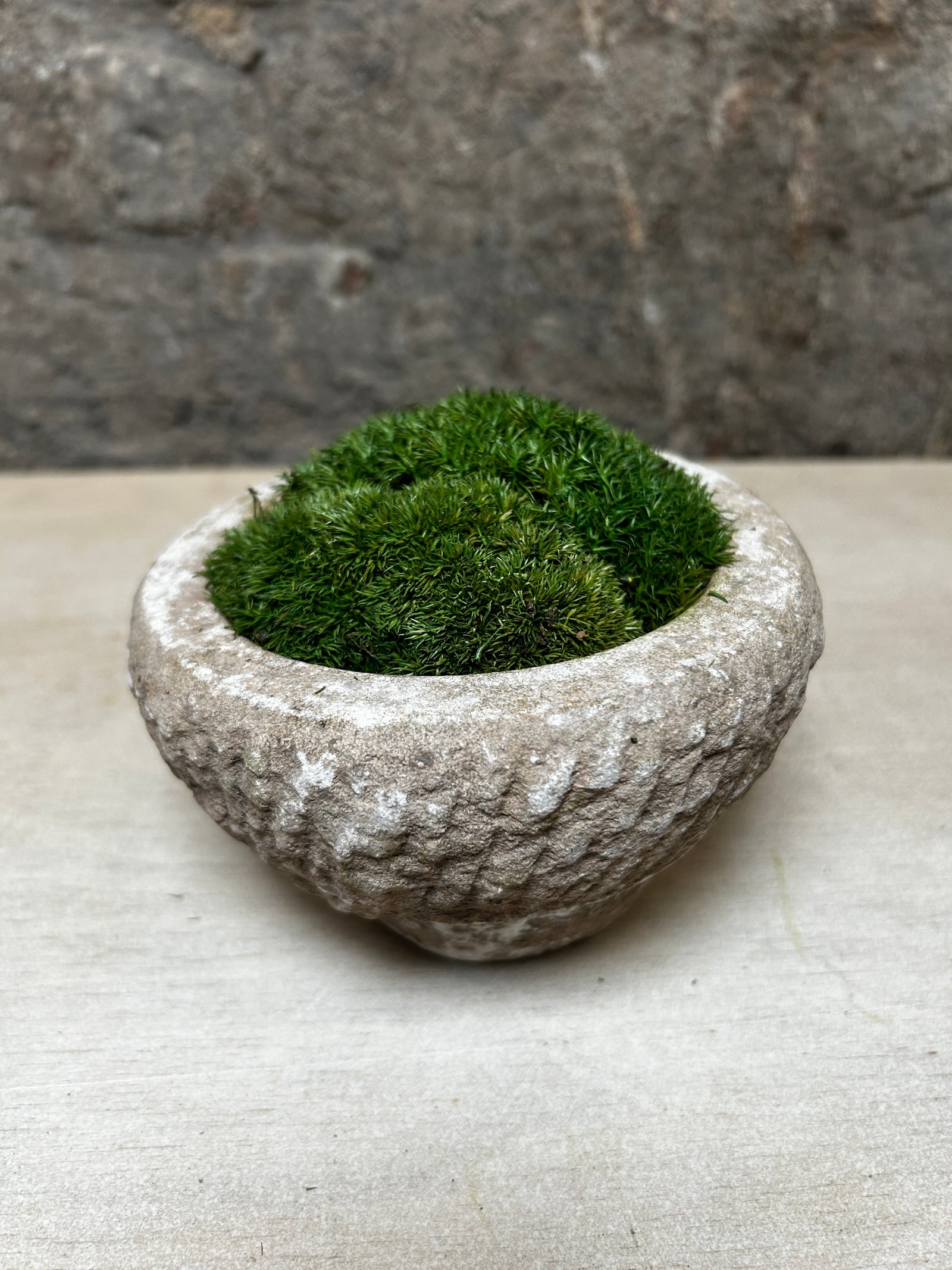 Antique Stone Mortar with Moss FR52