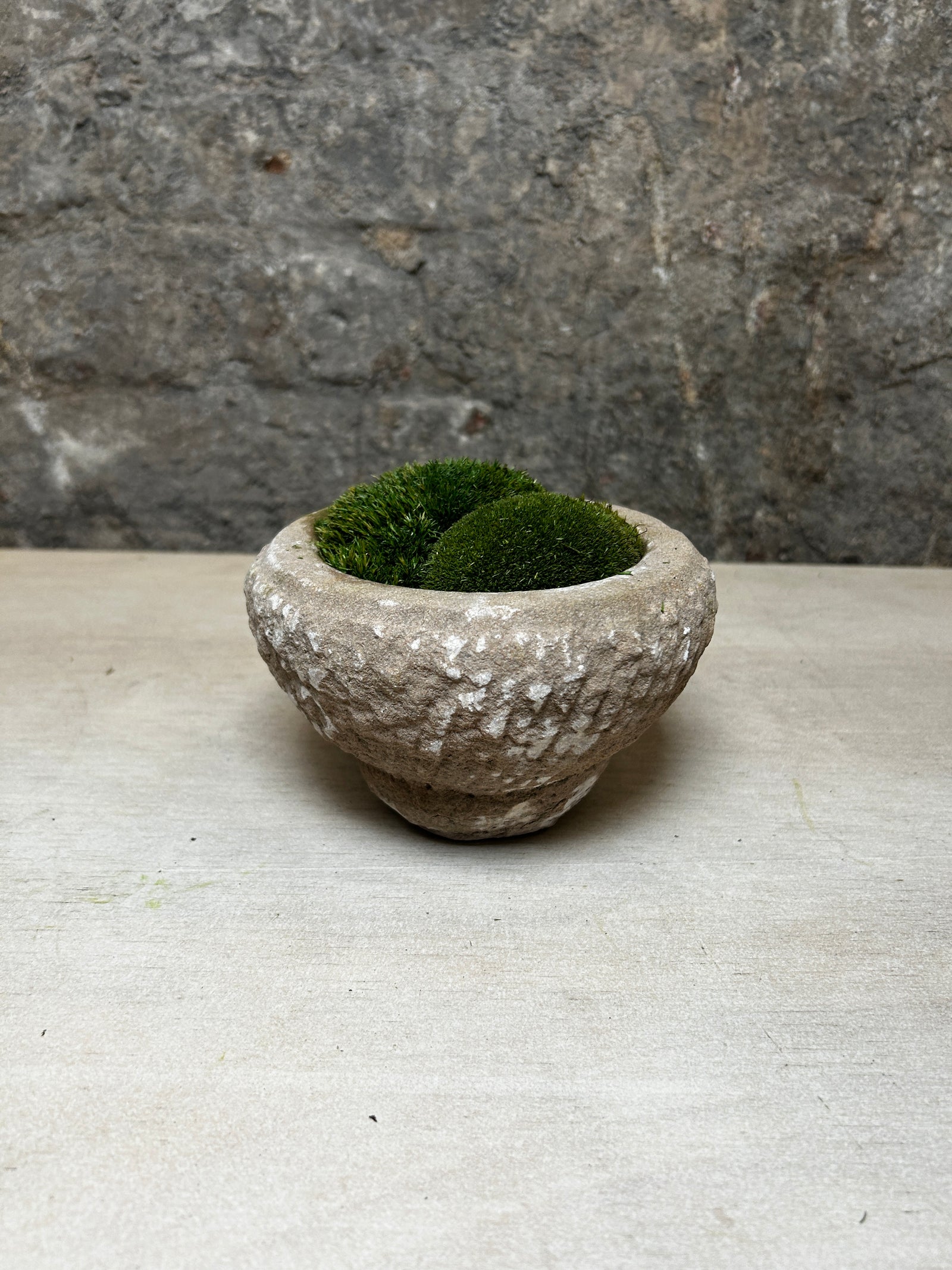 Antique Stone Mortar with Moss FR53