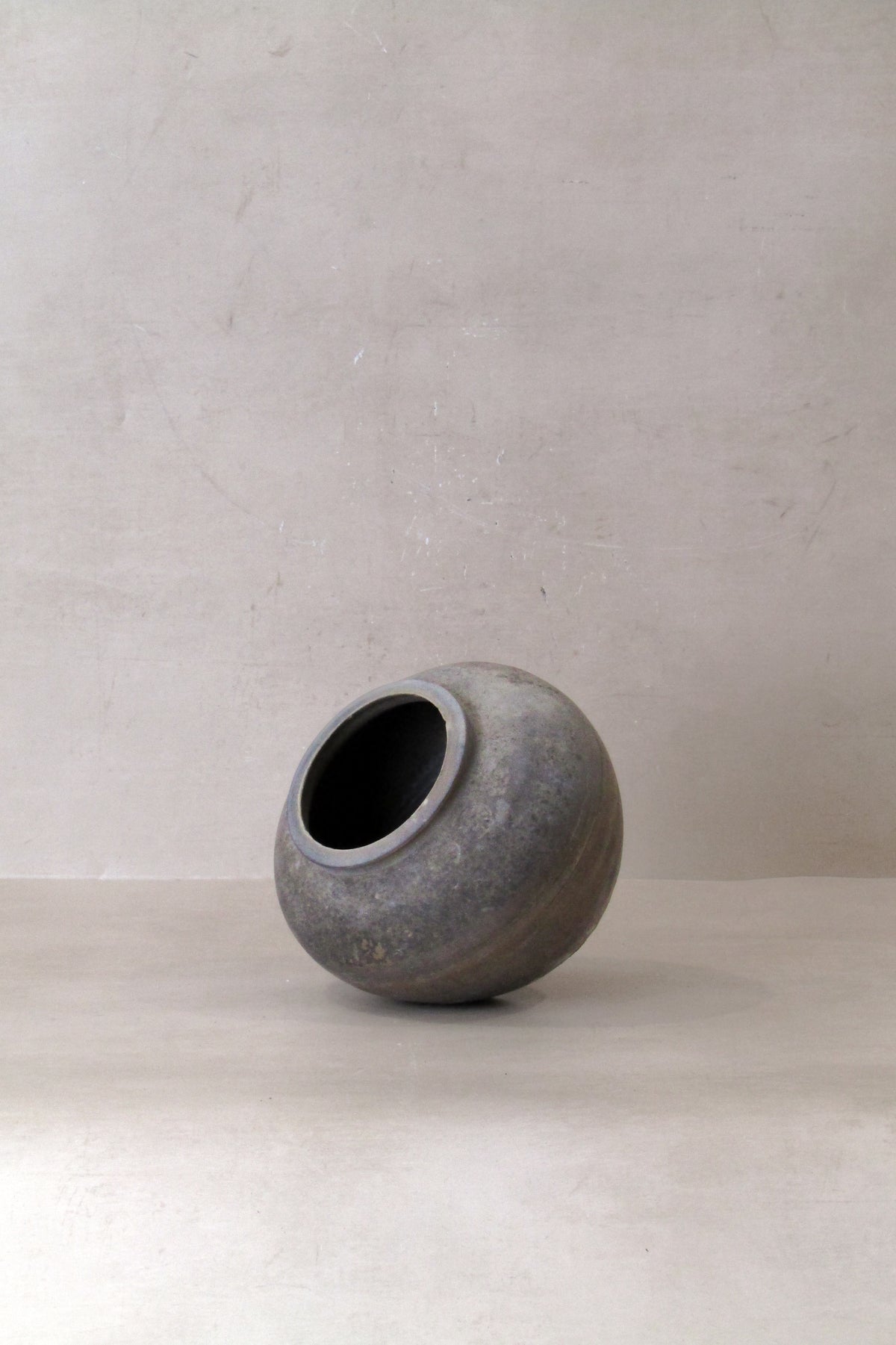 Vintage Dark Pot S n° 50
