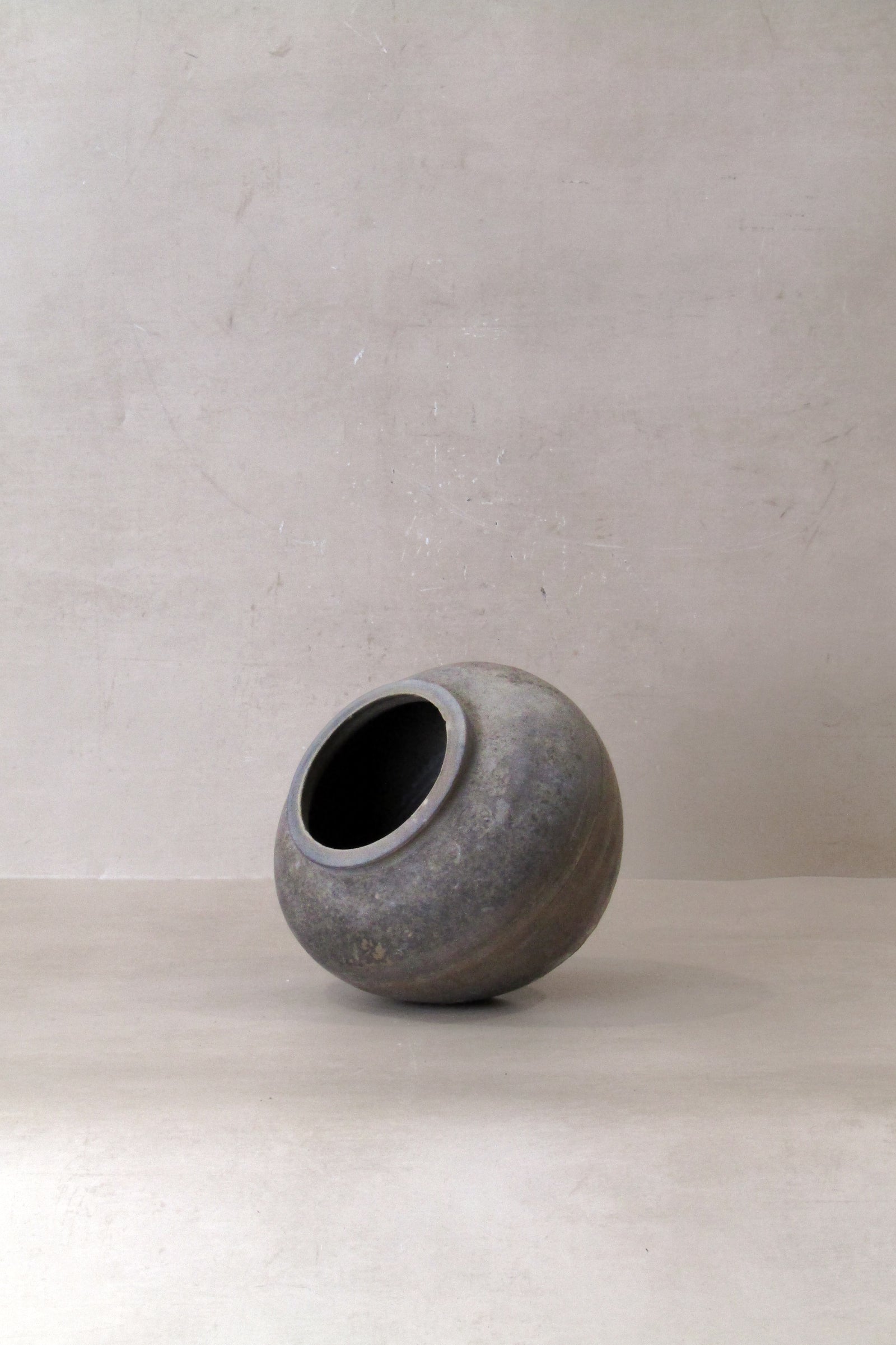 Vintage Dark Pot S n° 50