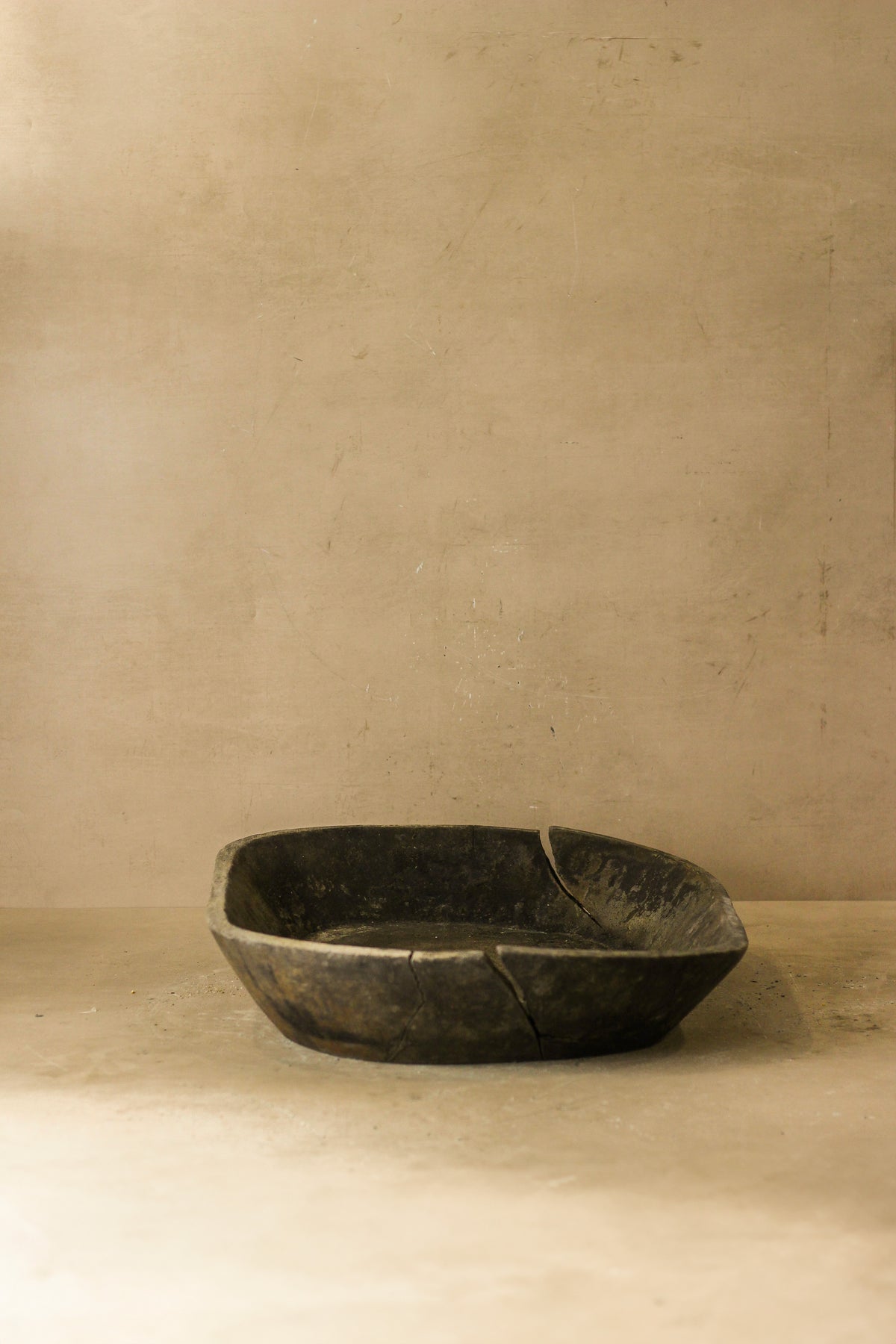 Old Vintagw Wooden Bowl - WB002