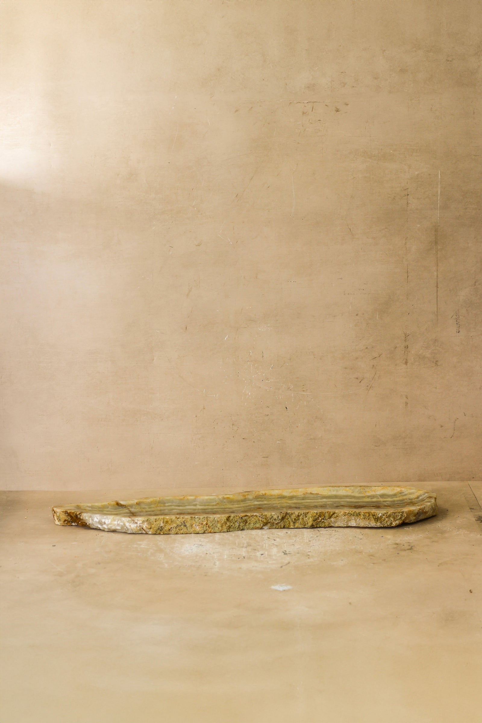 Premium Onyx Tray Raw Edge No 14