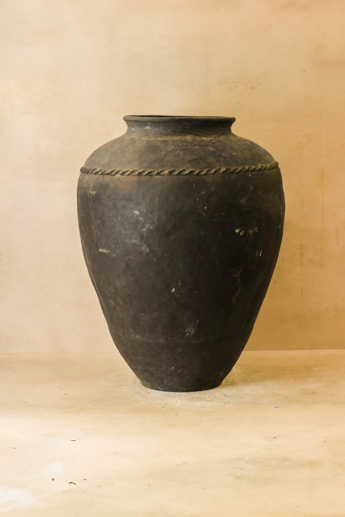 Vintage Black Asian Pots - VB05