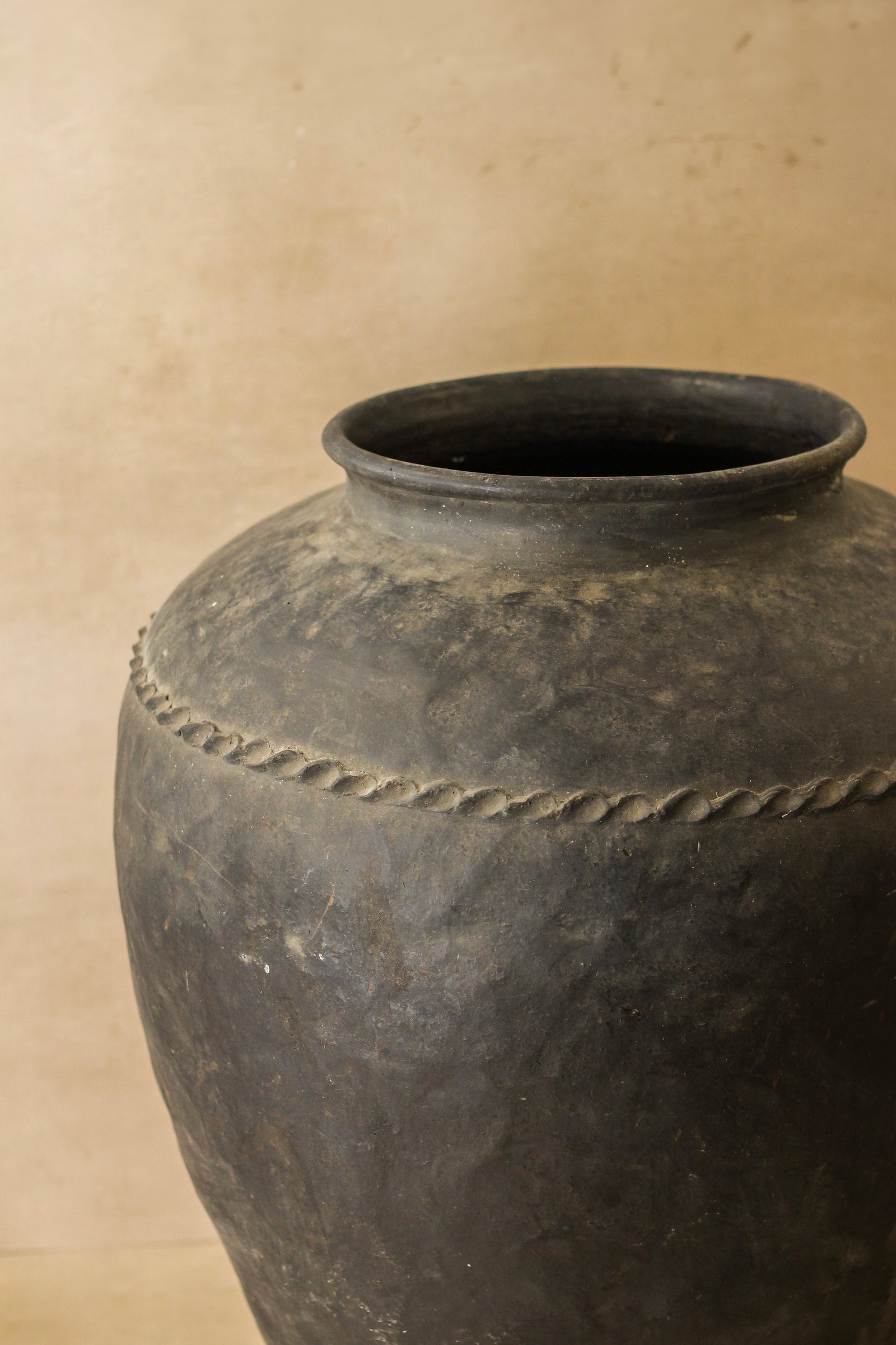 Vintage Black Asian Pots - VB05